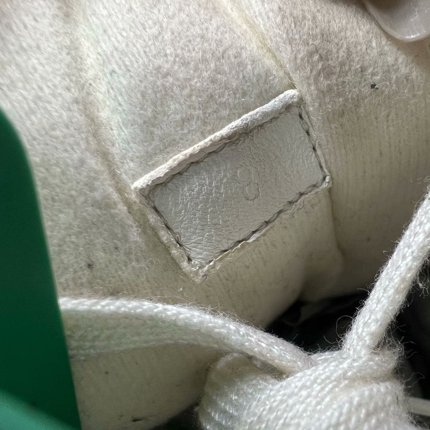 Gucci Gucci Beige Lowtop Sneakers 42 Men Size US 9 / EU 42 - 6 Thumbnail