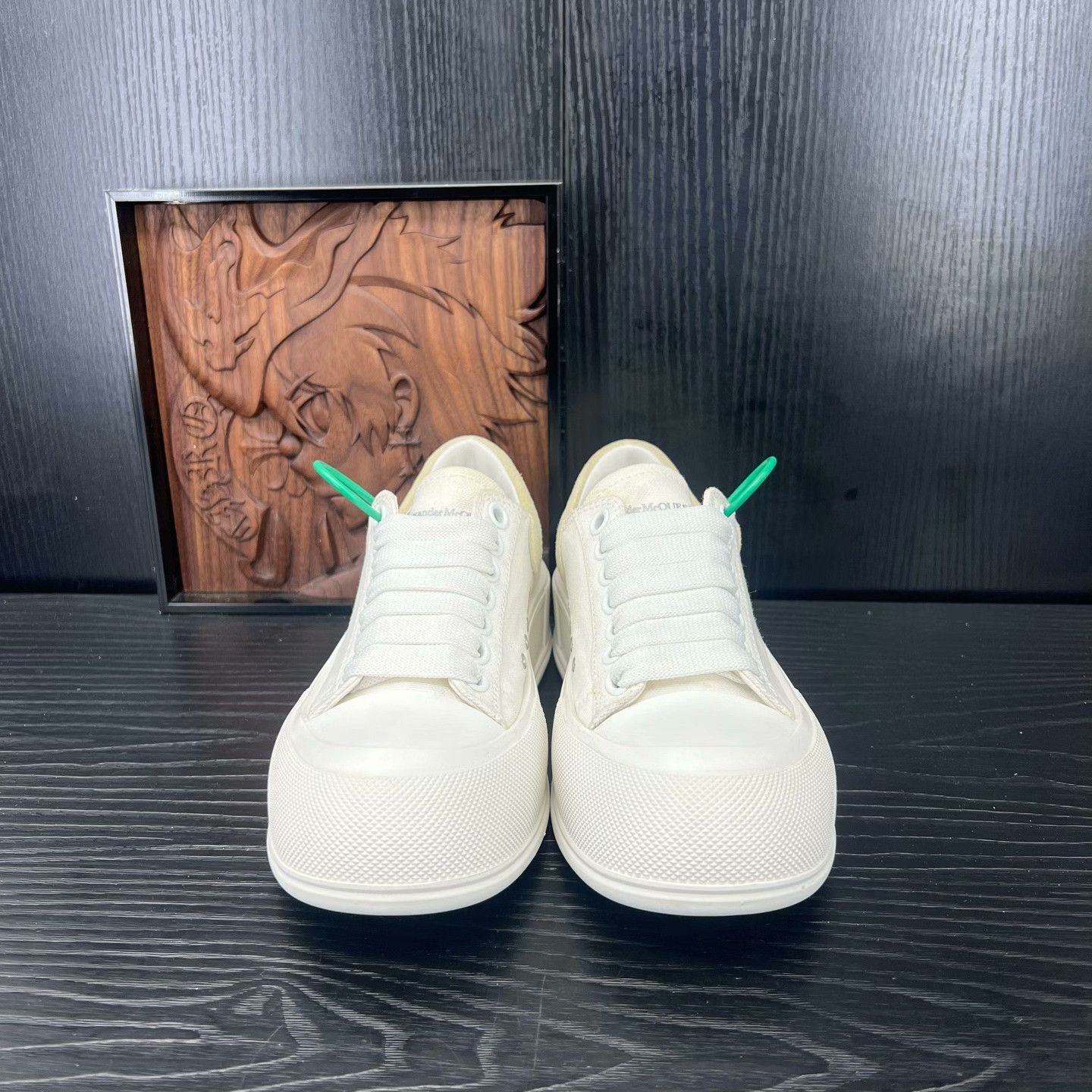 Alexander McQueen Alexander McQueen White Lowtop Sneakers 37 Women Size US 6.5 / IT 36.5 - 5 Thumbnail