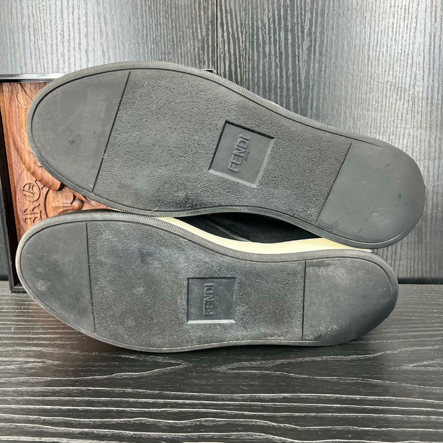 Fendi Fendi Yellow Lowtop Sneakers 42 Men Size US 9 / EU 42 - 7 Thumbnail