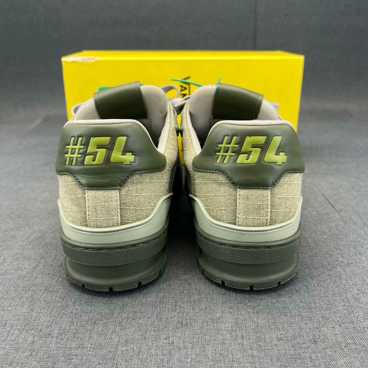 Louis Vuitton Louis Vuitton Training Green Lowtop Sneakers 42.5 Men Size US 9.5 / EU 42-43 - 5 Thumbnail