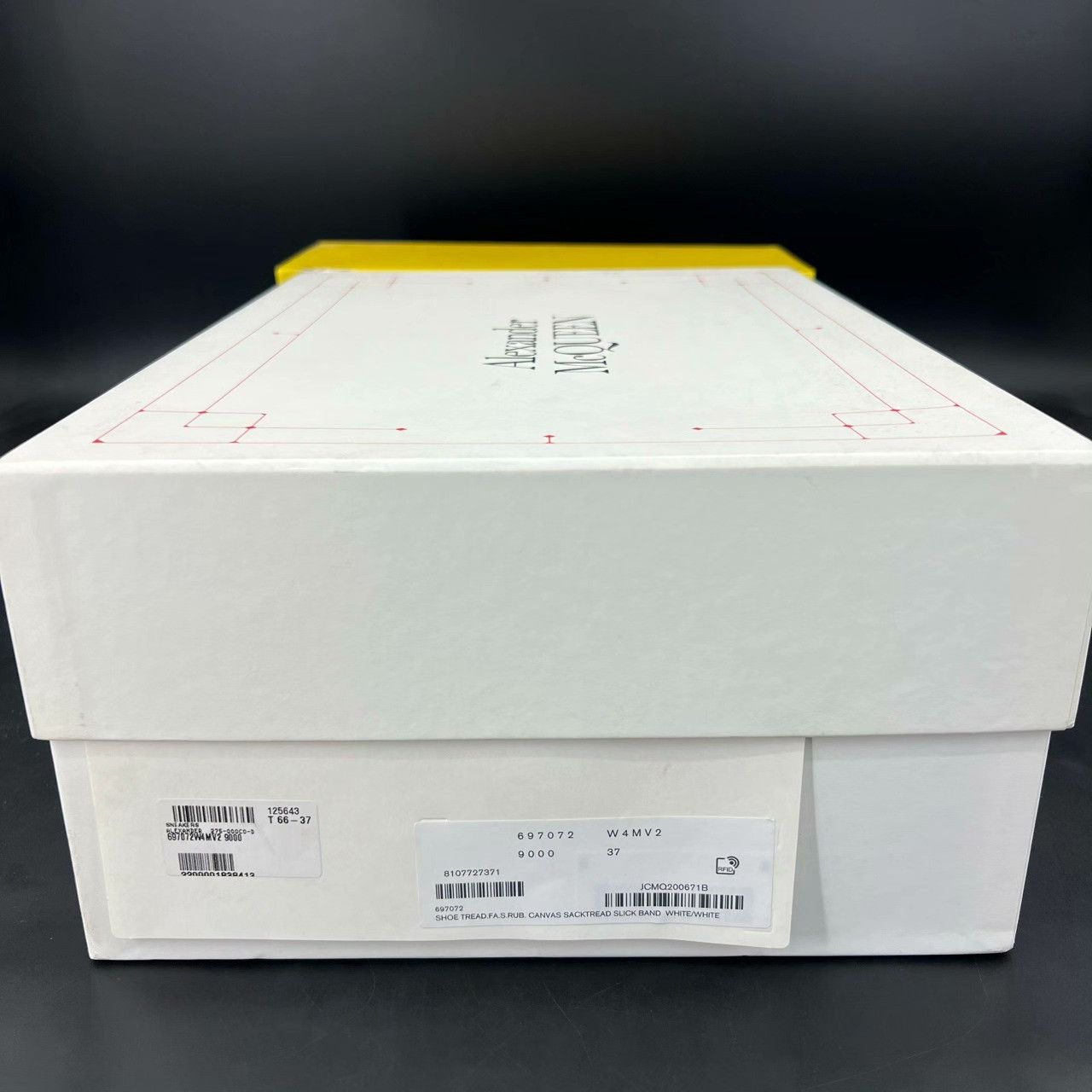 Alexander McQueen Alexander McQueen White Lowtop Sneakers 37 Women Size US 6.5 / IT 36.5 - 9 Thumbnail