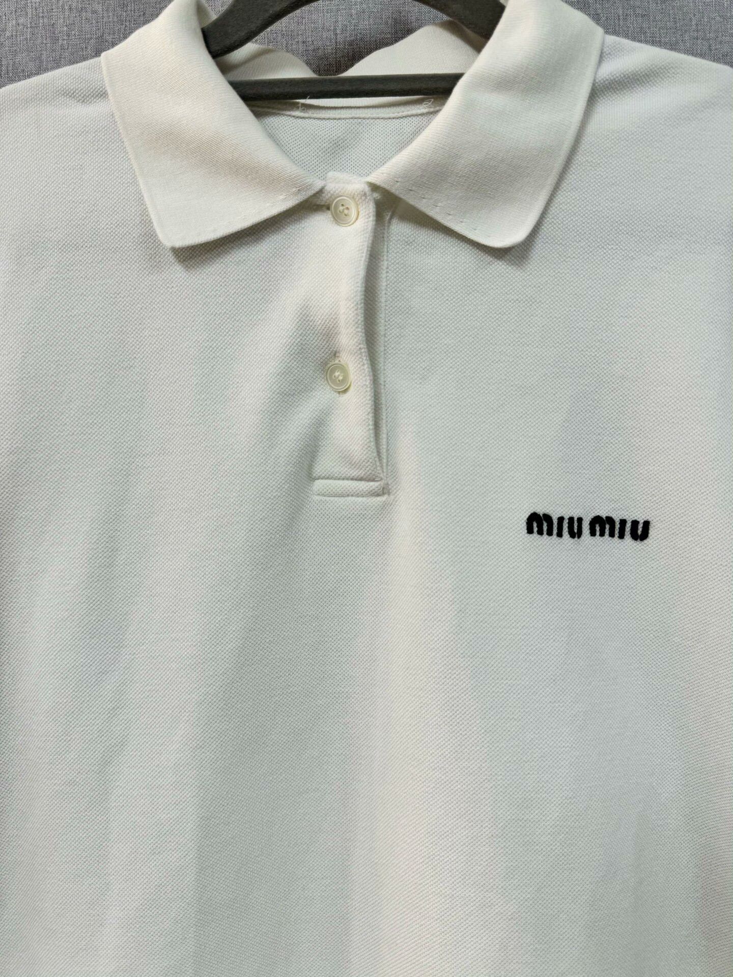 Miu Miu Miu Miu Retro Embroidered White T-Shirt L Women Size L / US 10 / IT 46 - 3 Thumbnail