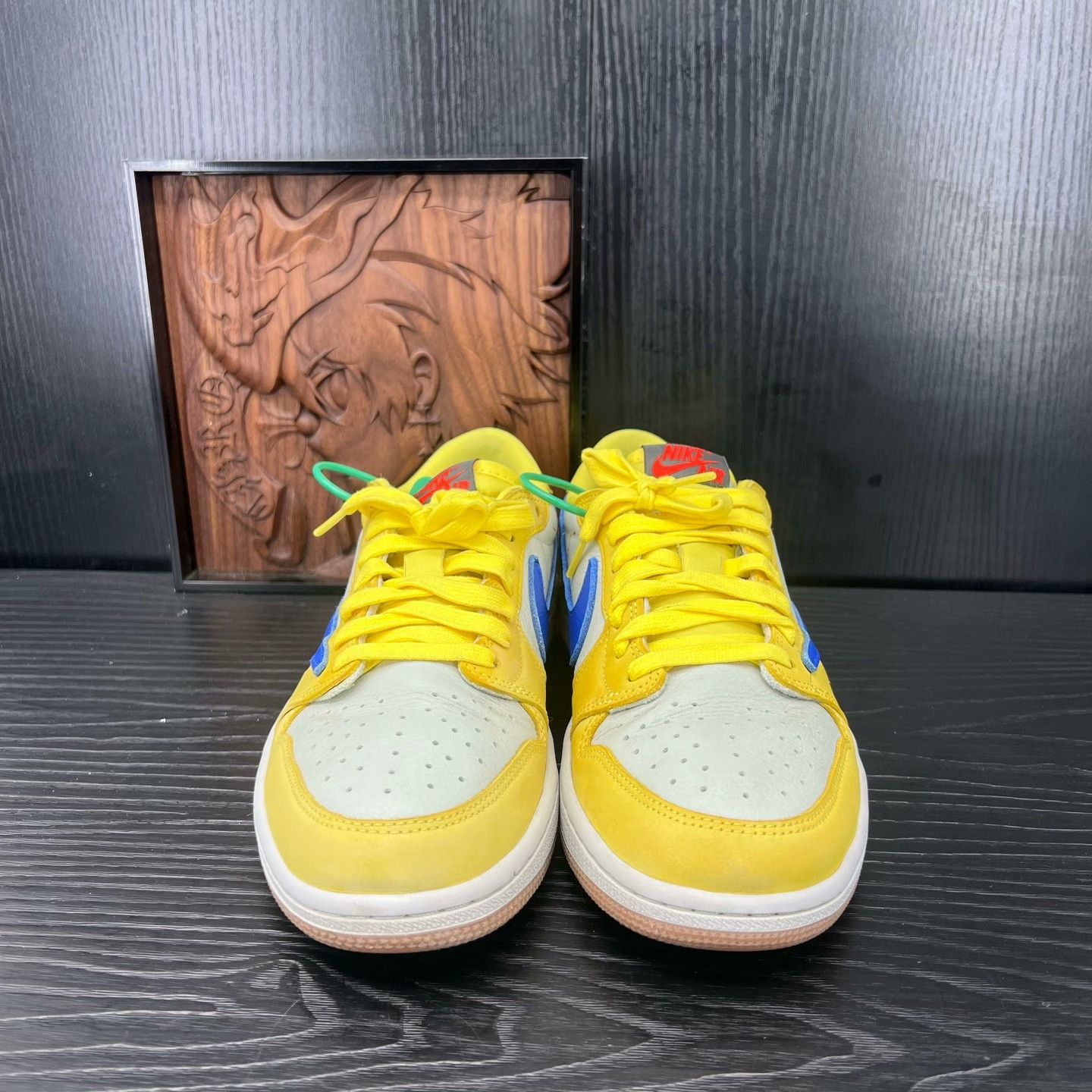 Nike Nike AJ1 Yellow Lowtop Sneakers 42 Men Size US 9 / EU 42 - 4 Thumbnail