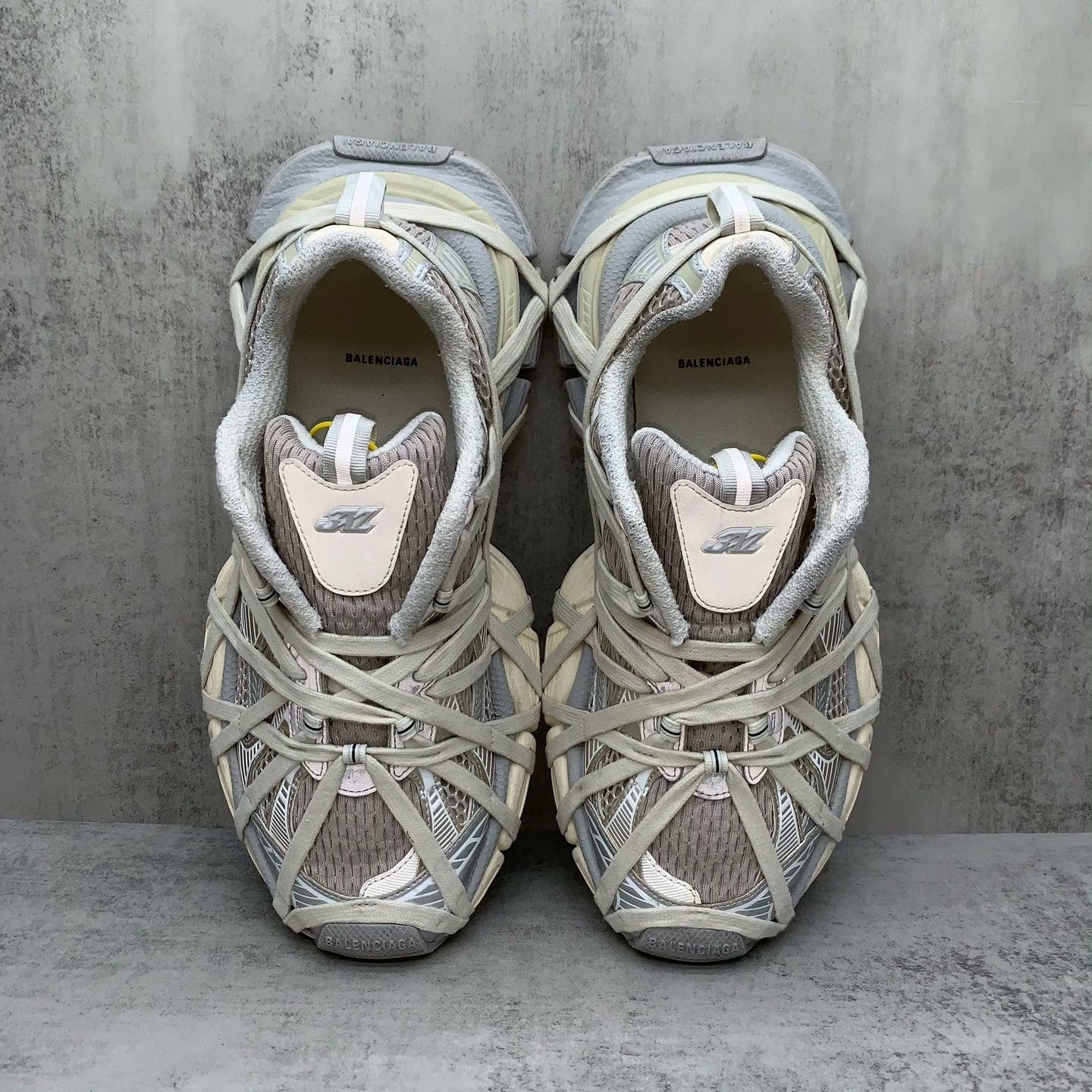 Balenciaga Balenciaga Lowtop Sneakers XXXL Men Size US 10 / EU 43 - 6 Thumbnail