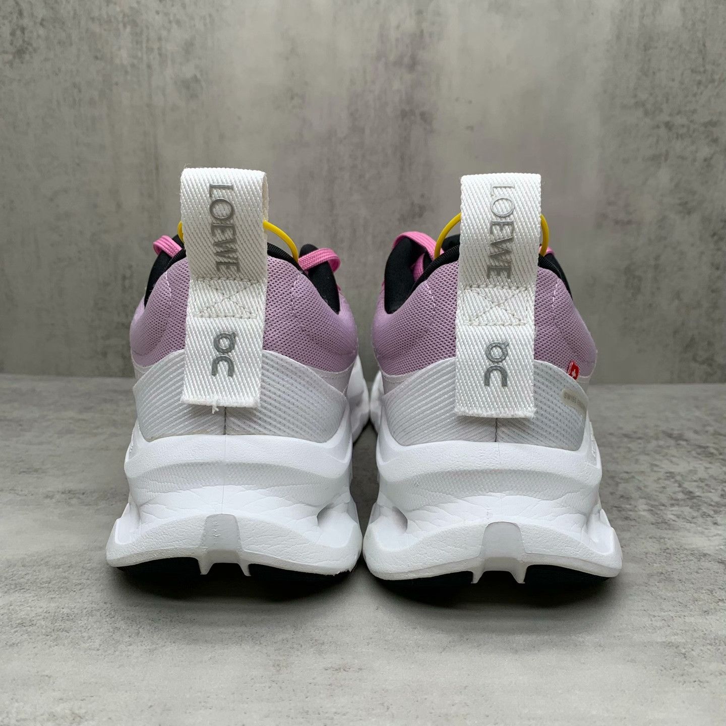 On On Collab Pink Lowtop Sneakers 43 Men Size US 10 / EU 43 - 5 Thumbnail