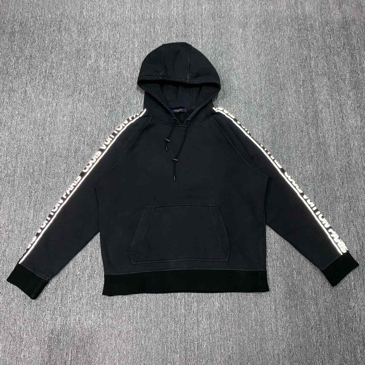Louis Vuitton Louis Vuitton Retro Reflective Black Hoodie M Men Size US M / EU 48-50 / 2 - 6 Thumbnail