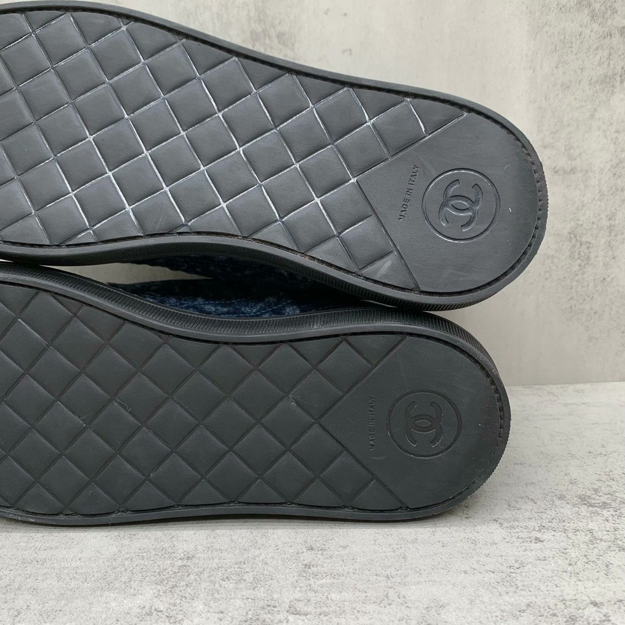 Chanel Chanel Casual Denim Lowtop Sneakers 37 Women Size US 6.5 / IT 36.5 - 9 Thumbnail