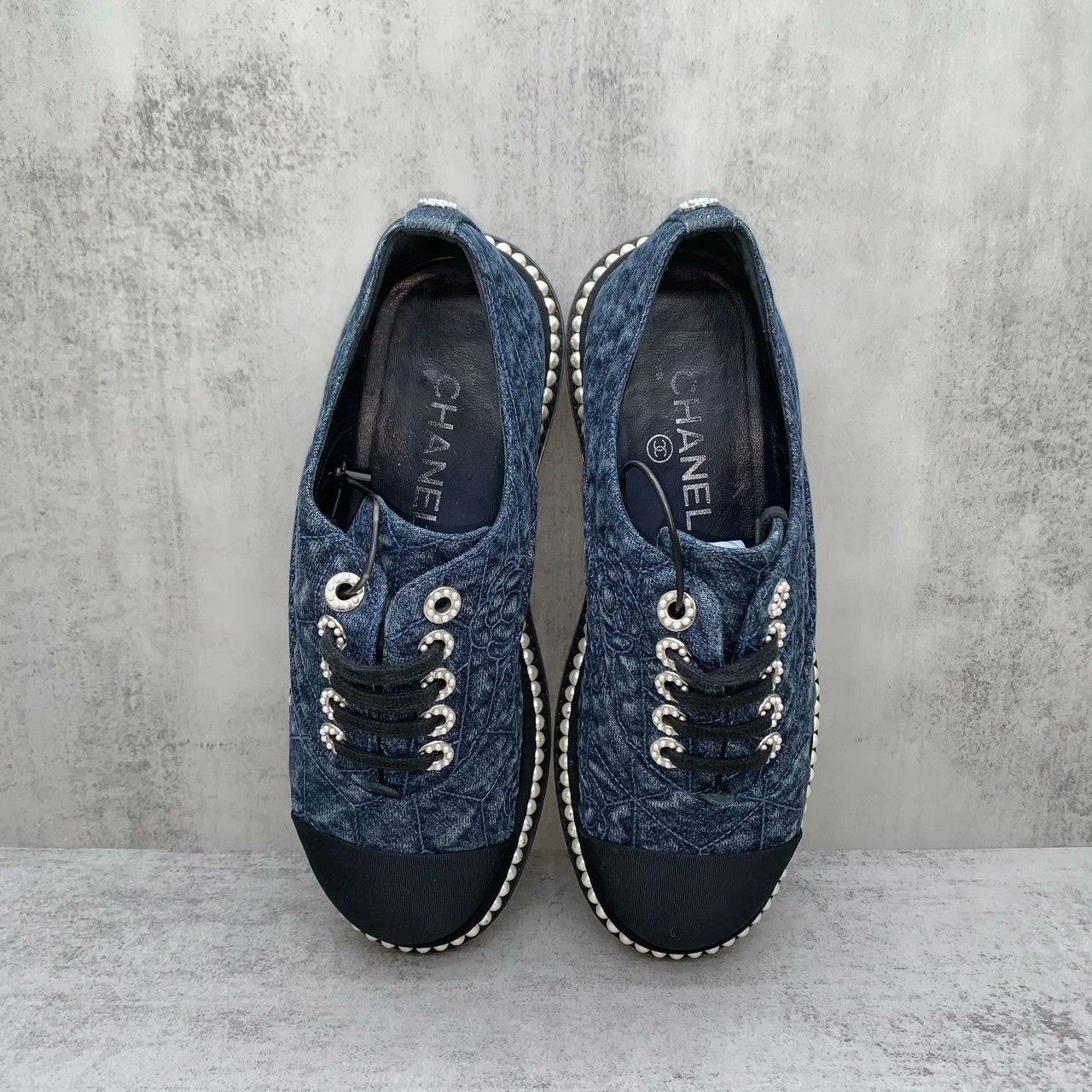 Chanel Chanel Casual Denim Lowtop Sneakers 37 Women Size US 6.5 / IT 36.5 - 6 Thumbnail