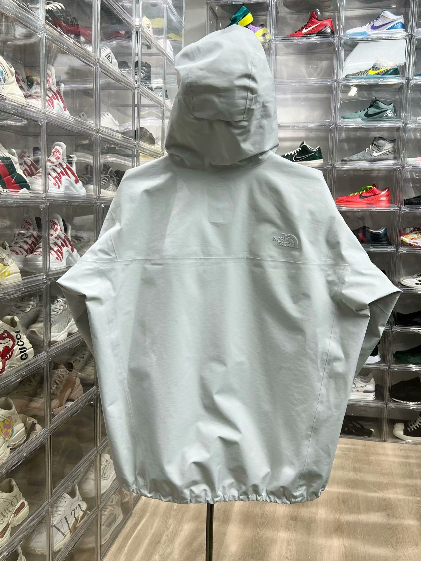 The North Face The North Face White Light Jacket XL Men Size US XL / EU 56 / 4 - 5 Thumbnail