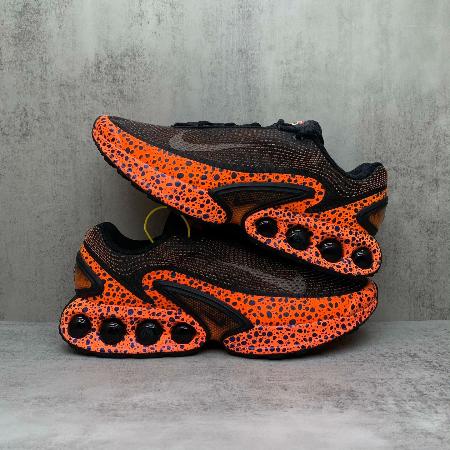 Nike Nike Orange Lowtop Sneakers 46 Men Size US 12 / EU 45 - 2 Thumbnail