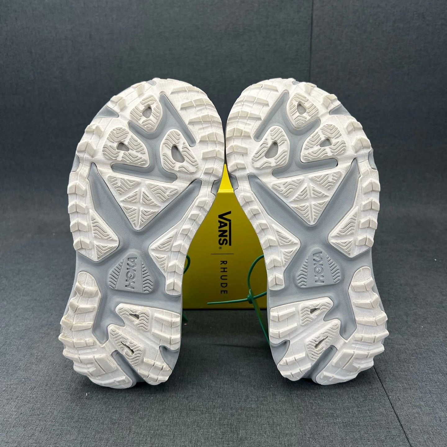 Hoka Hoka White Lowtop Sneakers 39 Men Size US 6.5 / EU 39-40 - 8 Thumbnail