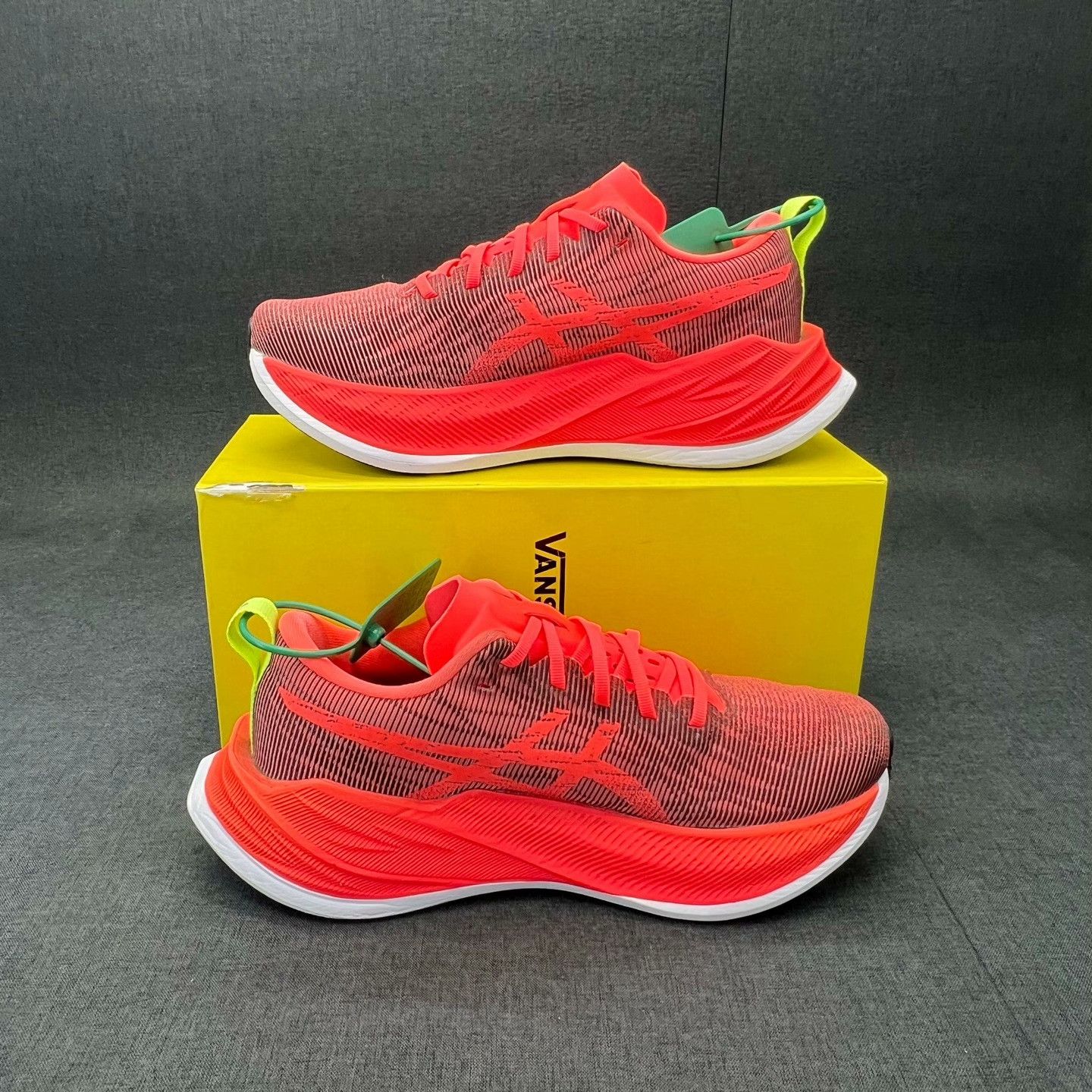 Asics Asics Red Lowtop Sneakers 40 Men Size US 7.5 / EU 40-41 - 7 Thumbnail