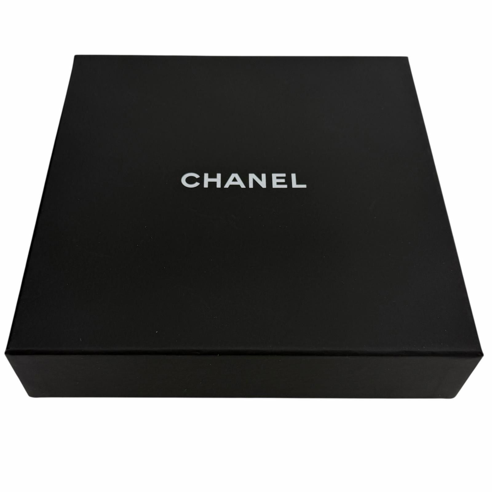 Chanel Chanel Chanel Necklace Metal Necklace DUTY FREE for USA Size ONE SIZE - 9 Thumbnail