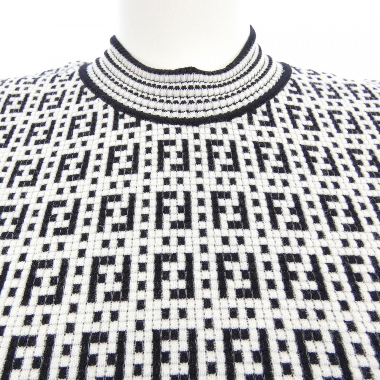 Fendi Fendi Fendi FF Motif Knit Textile Tops FZX649AF4U DUTY FREE for USA Size ONE SIZE - 6 Thumbnail