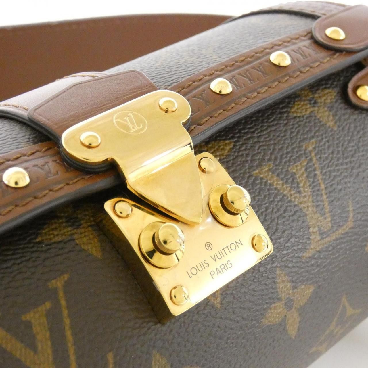 Louis Vuitton Louis Vuitton Louis Vuitton Monogram Shoulder Bag Textile Shoulder Bag M57835 DUTY FREE for USA Size ONE SIZE - 4 Thumbnail