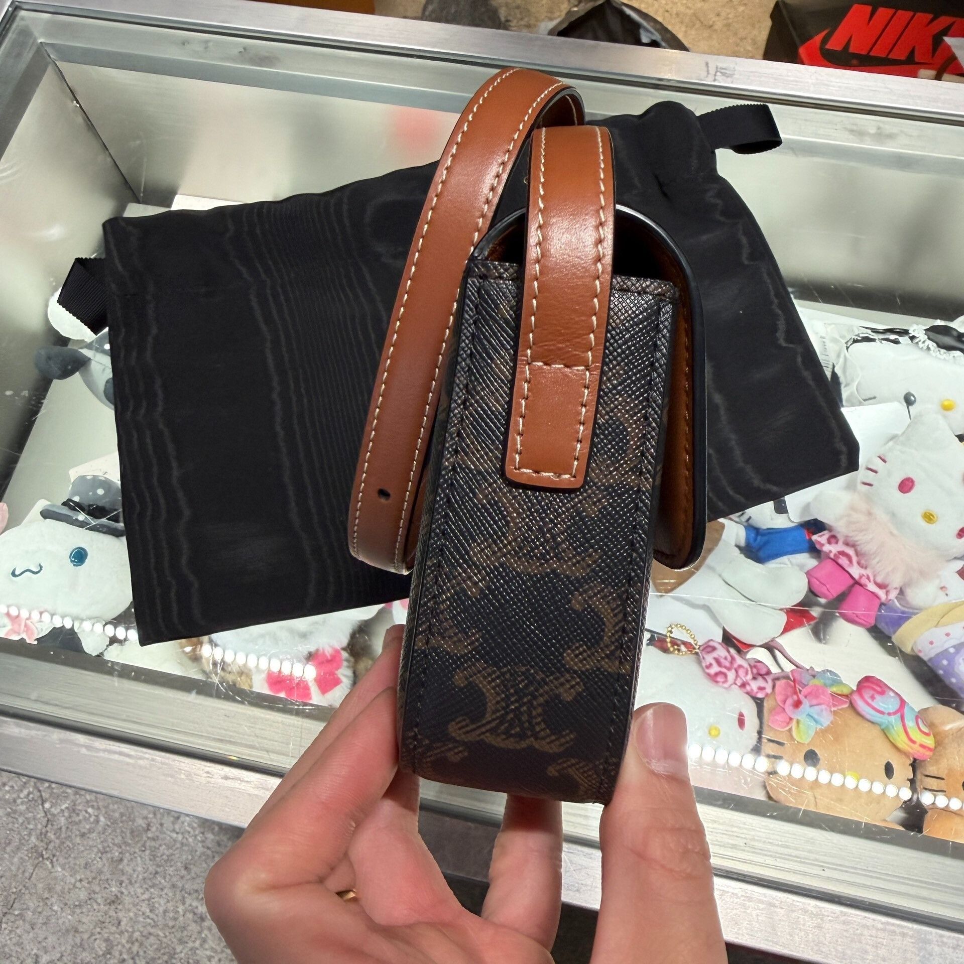 Celine Celine Triomphe Monogram Shoulder Bag Size ONE SIZE - 6 Thumbnail