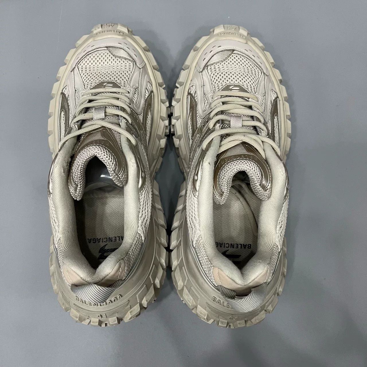 Balenciaga Balenciaga Distressed Tan Tire Shoes Size US 8 / EU 41 - 7 Thumbnail
