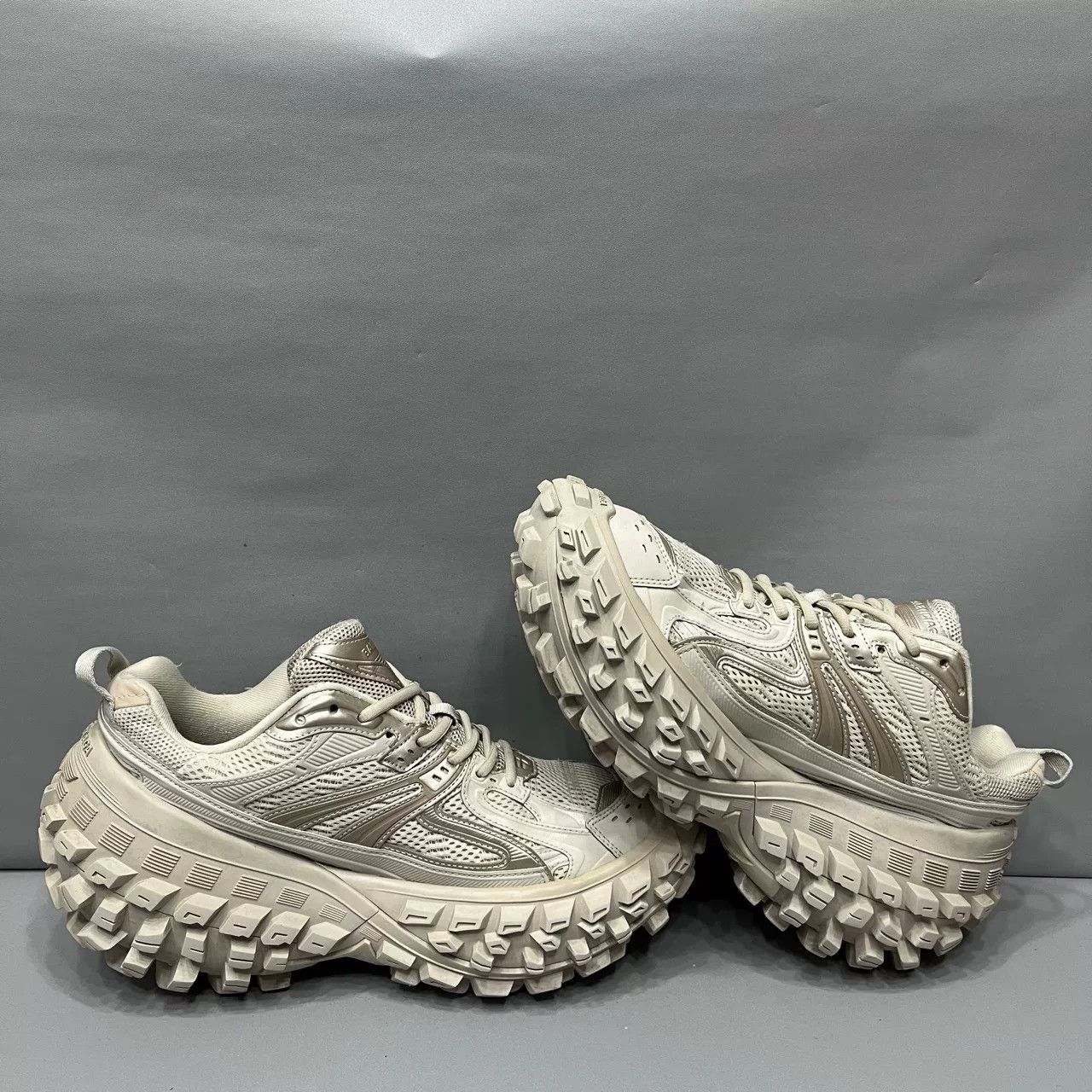 Balenciaga Balenciaga Distressed Tan Tire Shoes Size US 8 / EU 41 - 4 Thumbnail