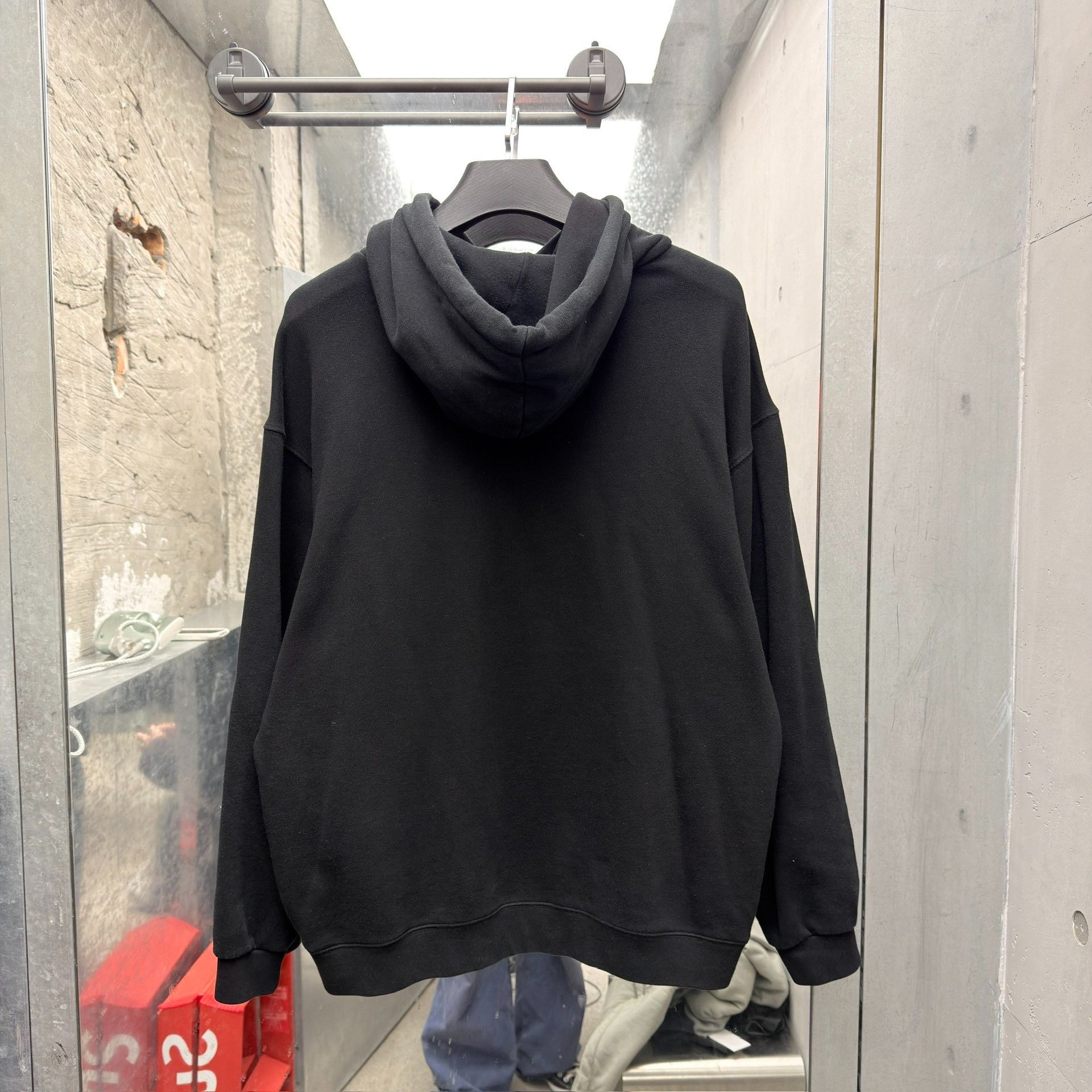 Balenciaga Balenciaga Logo Hooded Long Sleeve Sweatshirt Size US S / EU 44-46 / 1 - 3 Thumbnail