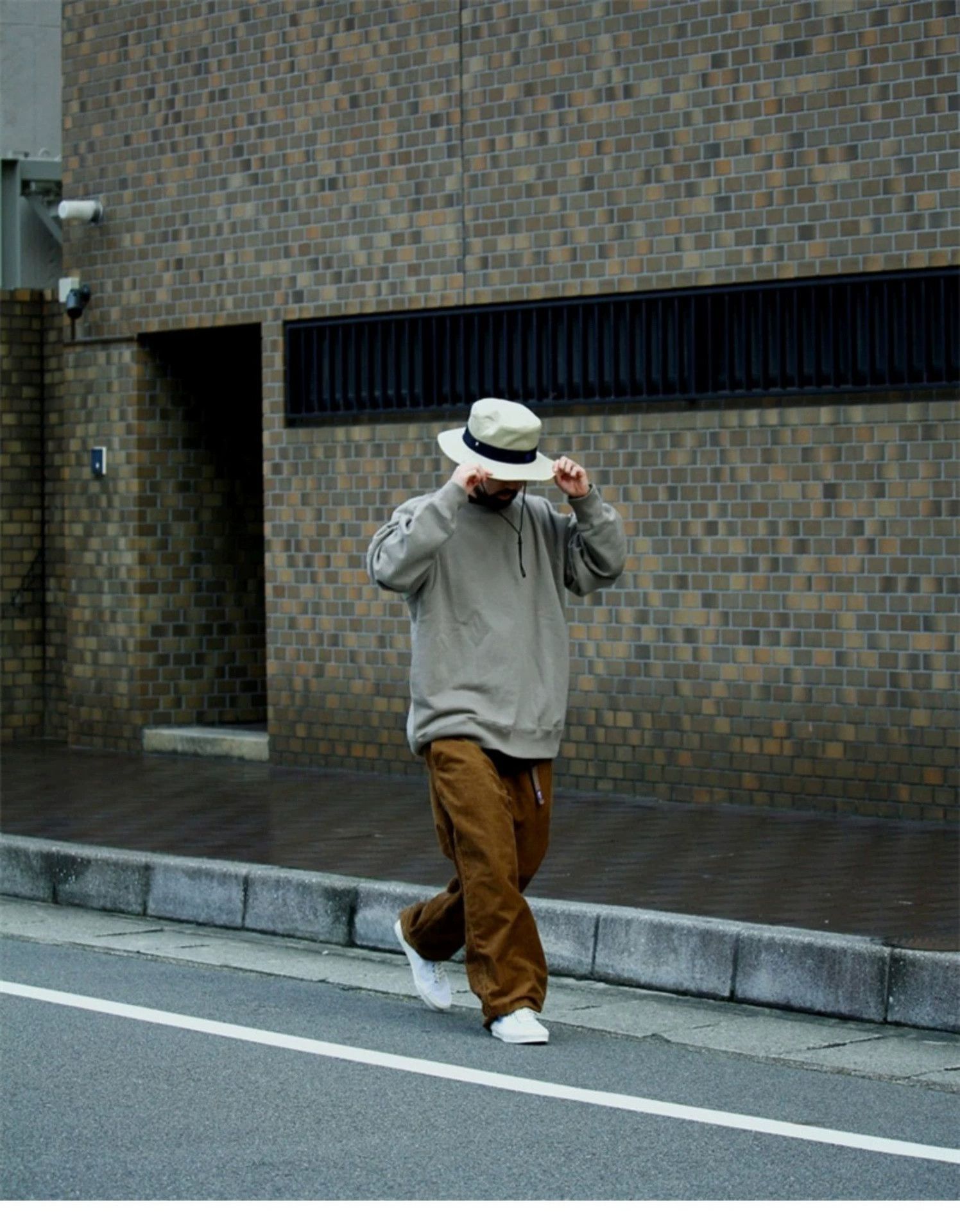 The North Face Purple Label The North Face Purple Label Corduroy Wide Pants Size US 34 / EU 50 - 3 Thumbnail