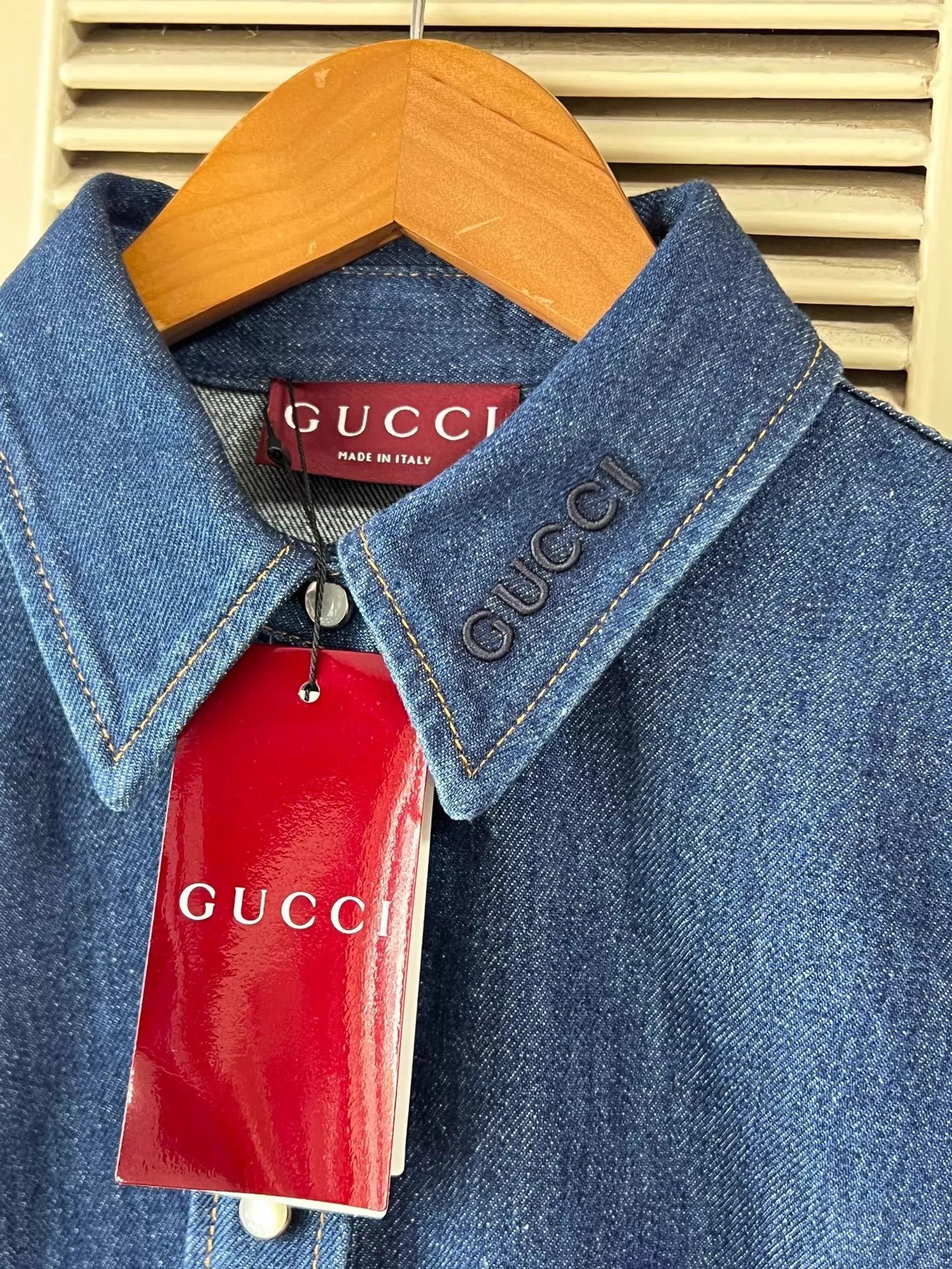Gucci Blue Denim Long Sleeve Button-Up Shirt Size US M / EU 48-50 / 2 - 3 Thumbnail