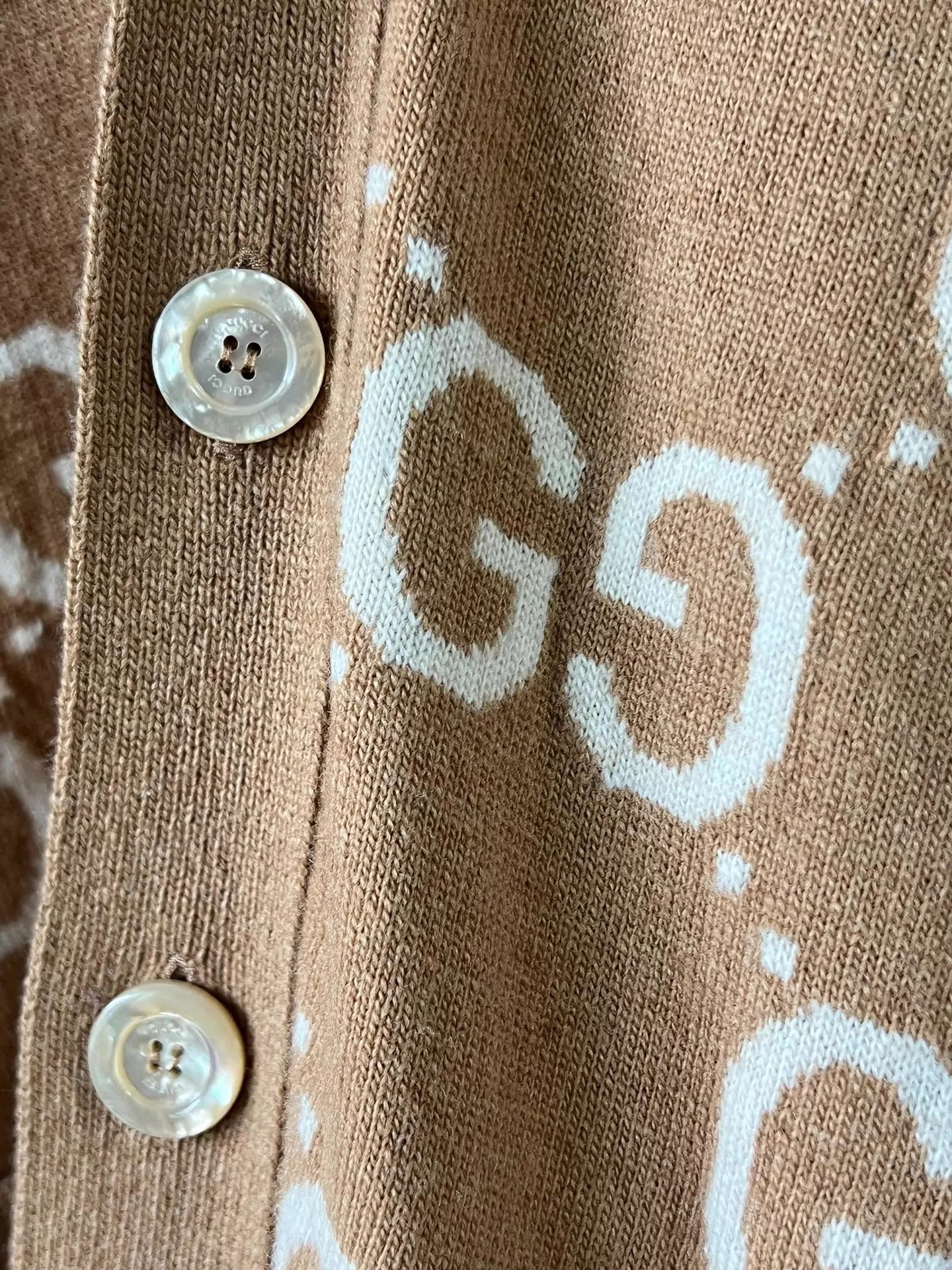 Gucci Brown Patterned Cardigan with Button Front - Size S Size US S / EU 44-46 / 1 - 3 Thumbnail