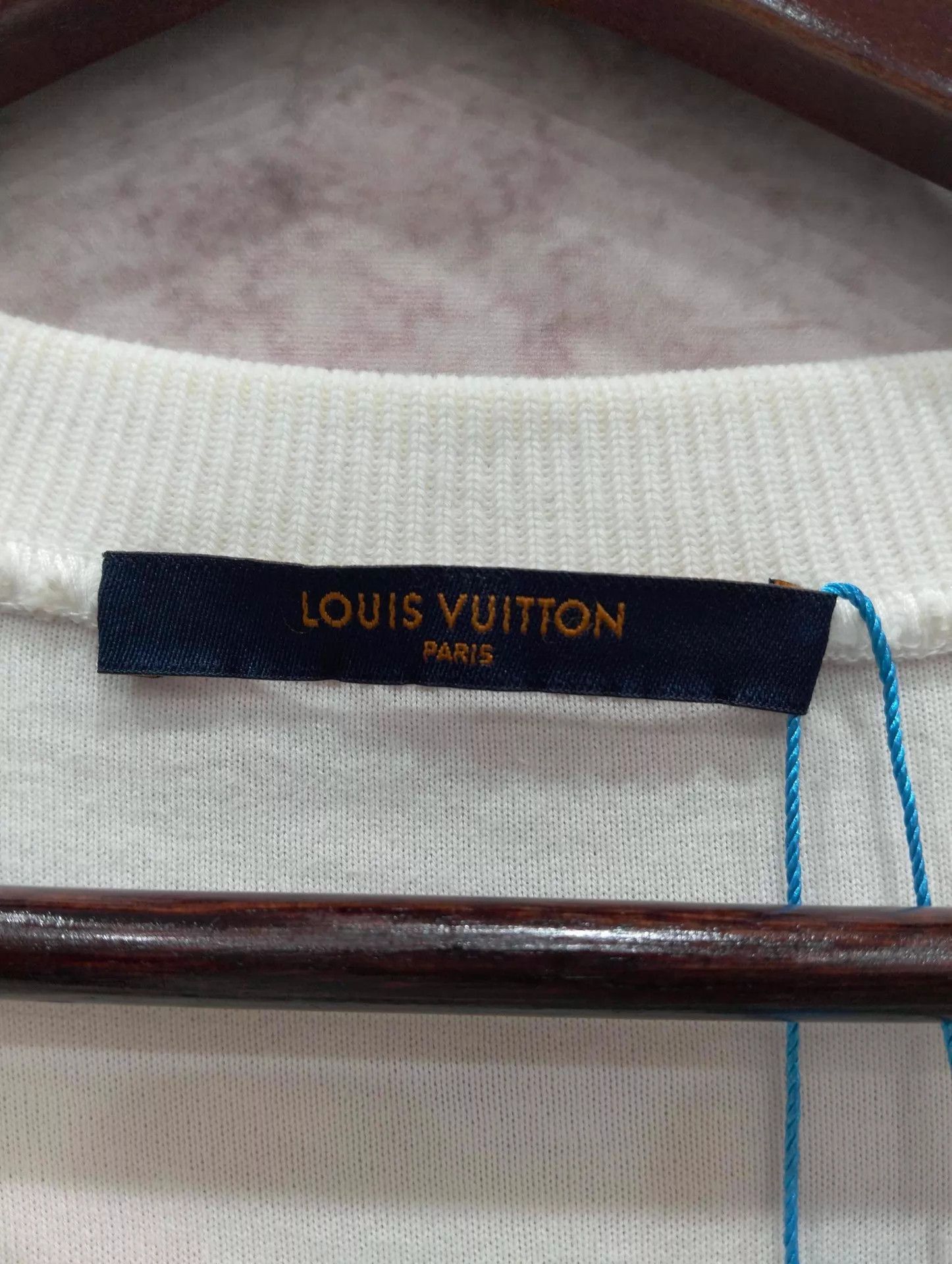 Louis Vuitton White Short-Sleeve Crew Neck Shirt Size US L / EU 52-54 / 3 - 2 Thumbnail