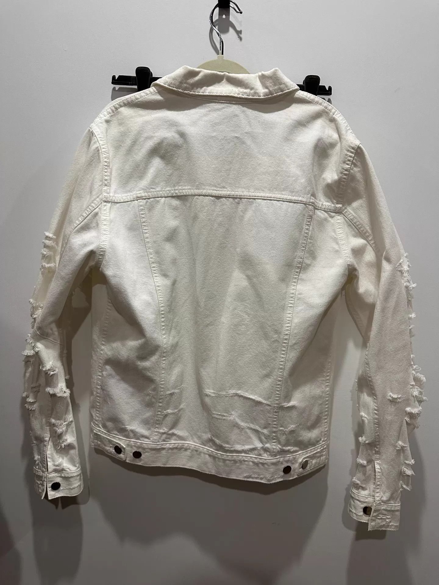 Balmain White Frayed Sleeve Denim Jacket with Zip Pockets Size US L / EU 52-54 / 3 - 2 Thumbnail