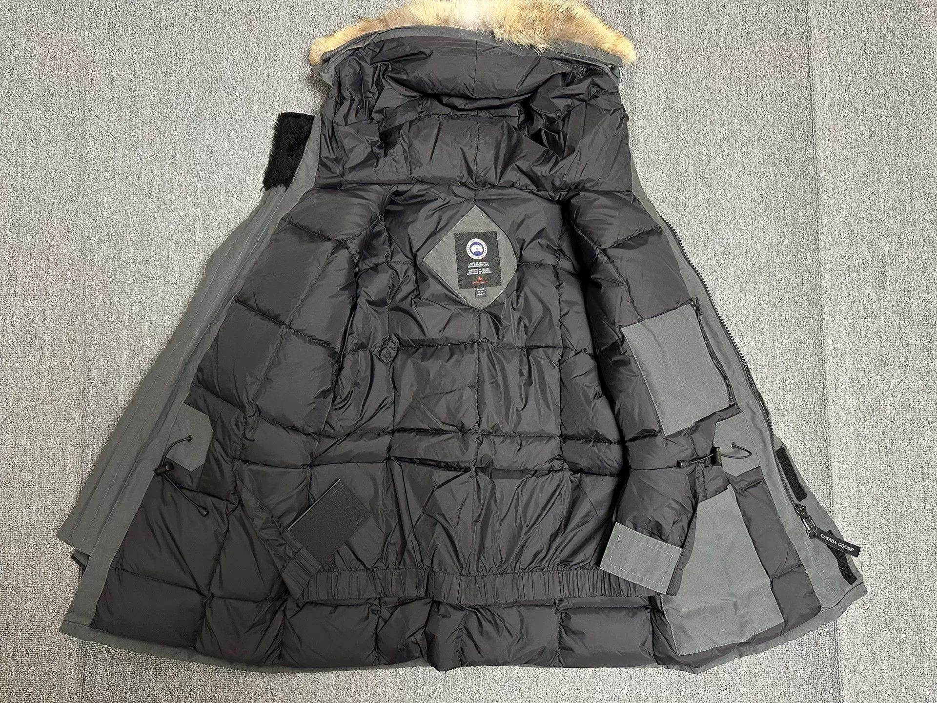 Canada Goose Canada Goose Expedition 4660MA Size US XS / EU 42 / 0 - 2 Thumbnail