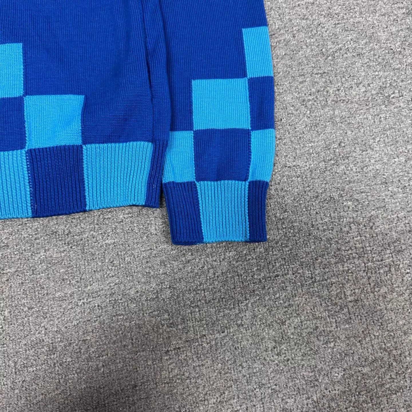Louis Vuitton Blue Checkered Zip-Up Knit Sweater Size US XL / EU 56 / 4 - 4 Thumbnail