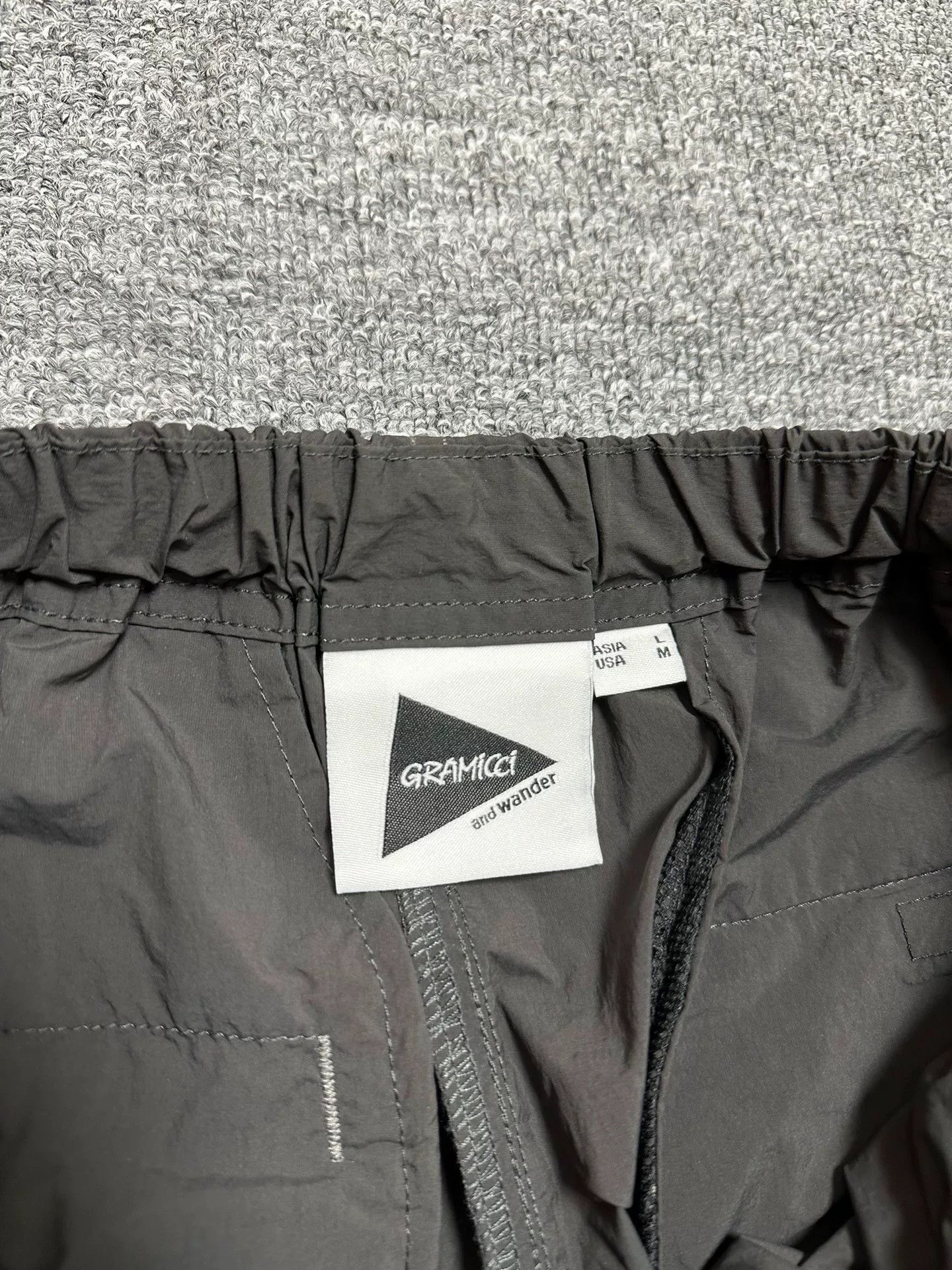 Gramicci GRAMICCI x and wander Nylon Cargo Shorts Size US 32 / EU 48 - 3 Thumbnail
