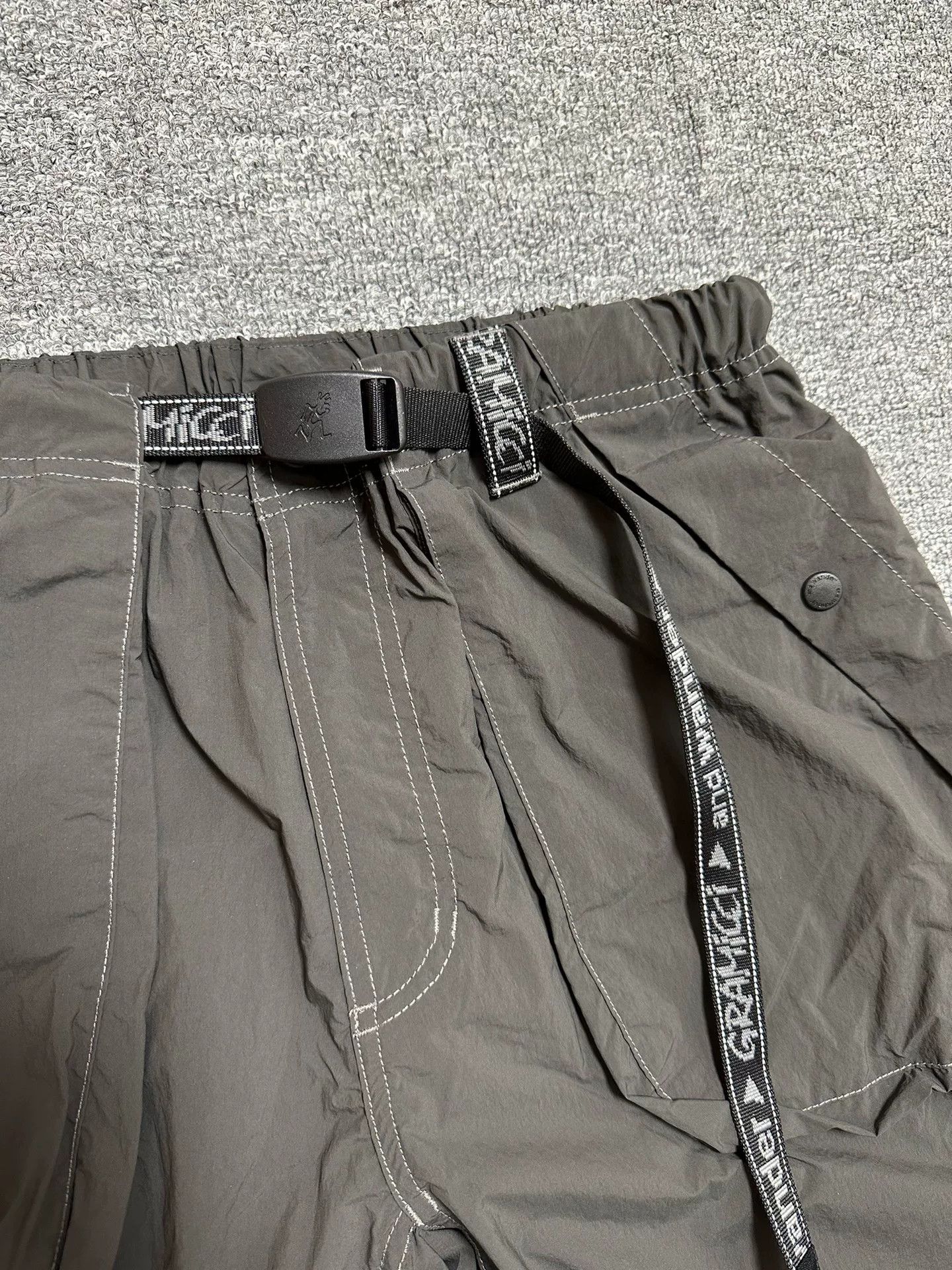 Gramicci GRAMICCI x and wander Nylon Cargo Shorts Size US 32 / EU 48 - 2 Thumbnail