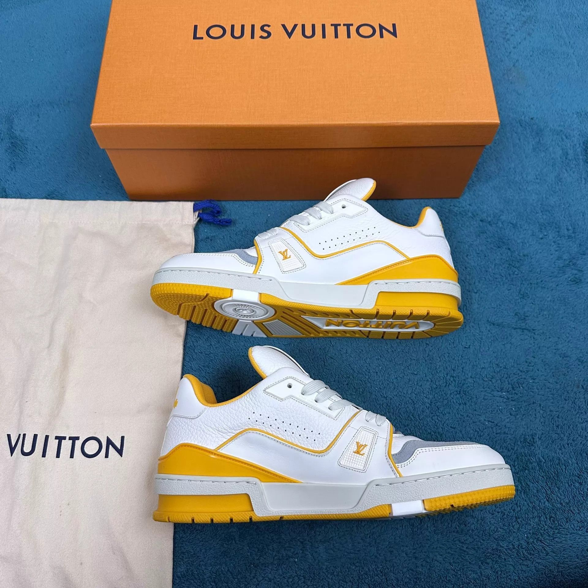 Louis Vuitton Multi Color High-Top Sneakers Size US 8.5 / EU 41-42 - 3 Thumbnail