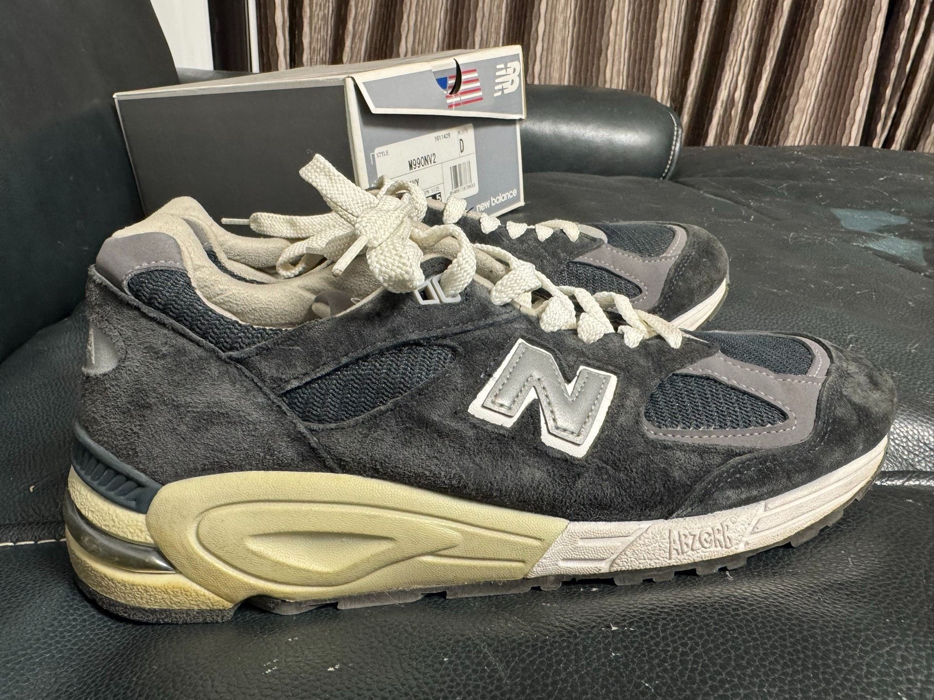 New Balance NewBalance M990V2 Navy Size US 9.5 / EU 42-43 - 6 Thumbnail