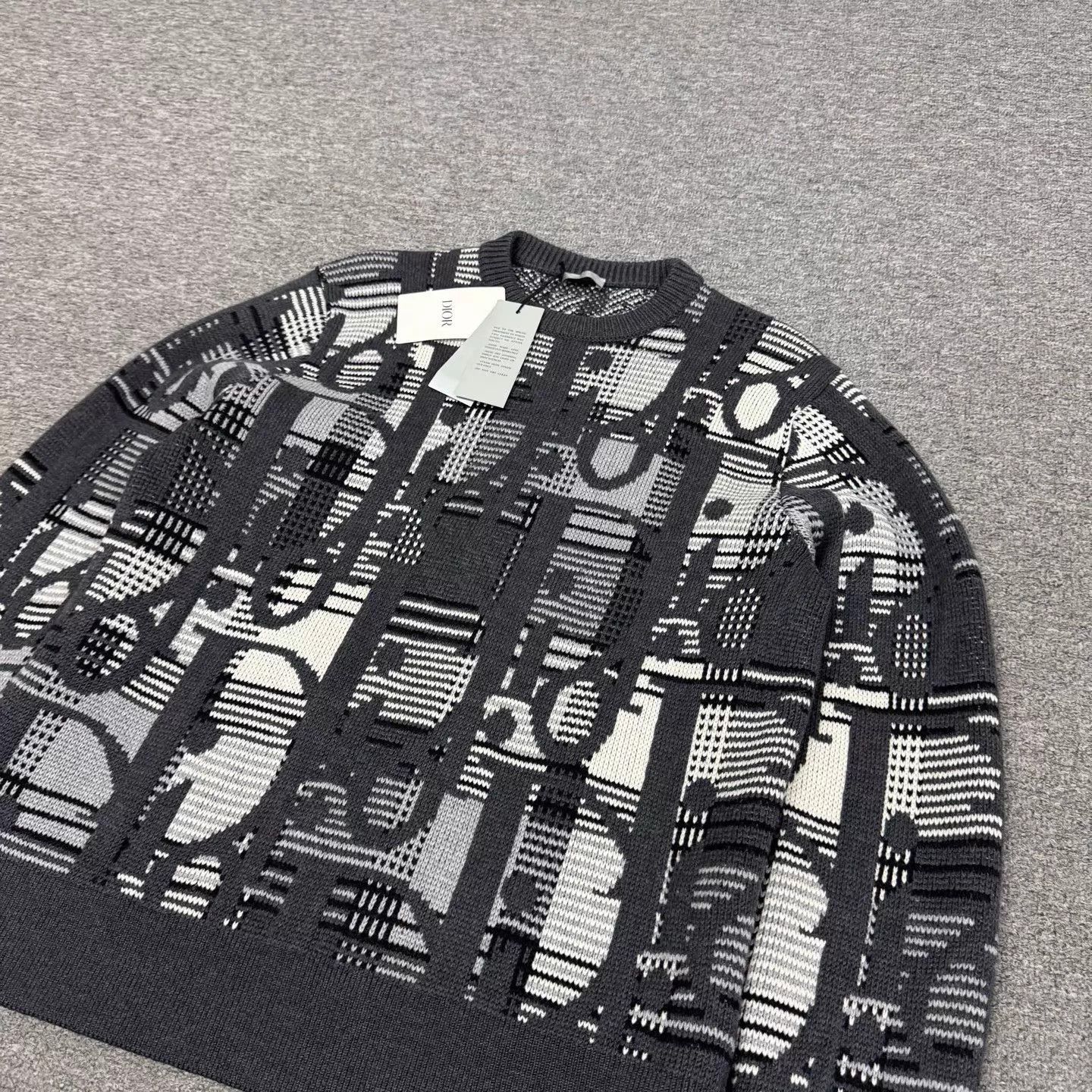 Dior Black Patterned Knit Sweater Size S Size US S / EU 44-46 / 1 - 3 Thumbnail