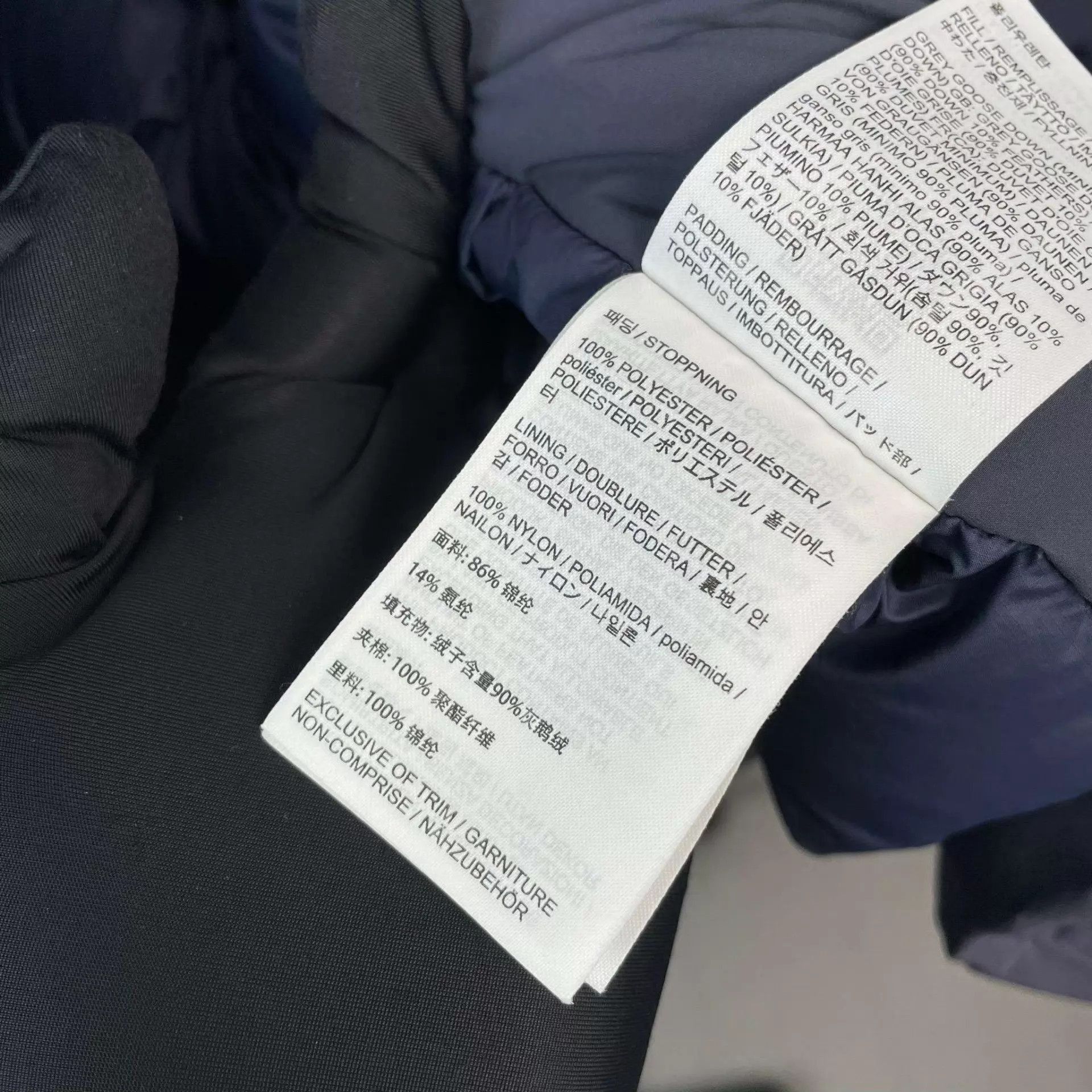 Arc'teryx Black Hooded Padded Jacket Size S Size US S / EU 44-46 / 1 - 5 Thumbnail