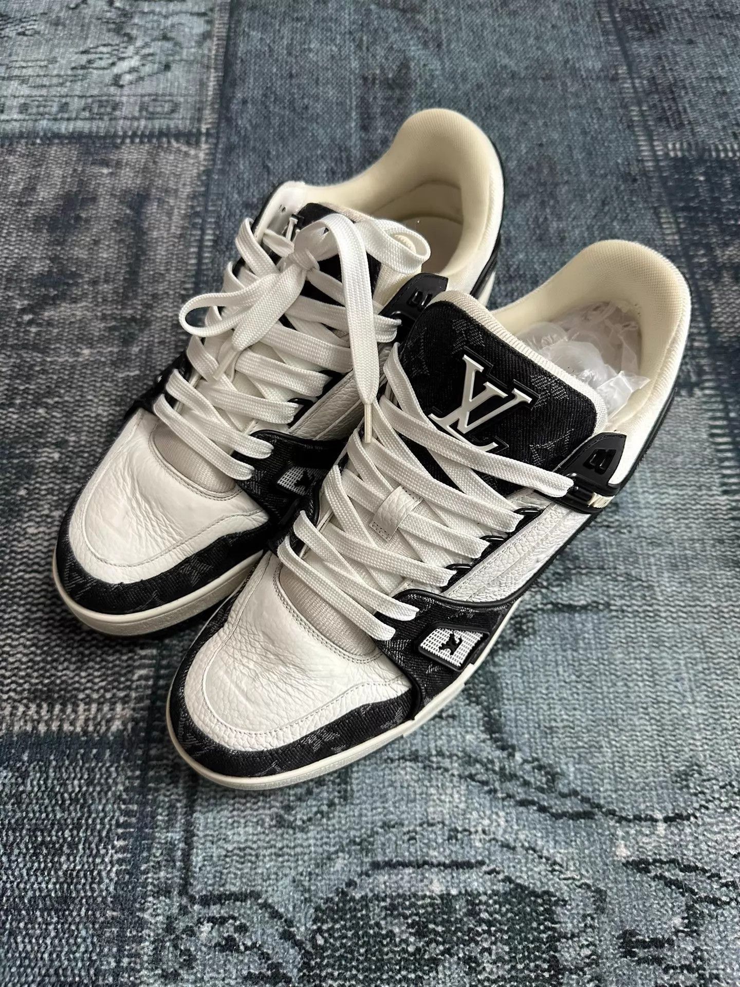 Louis Vuitton Multi Color Low Top Sneakers Size 9 Size US 9 / EU 42 - 3 Thumbnail