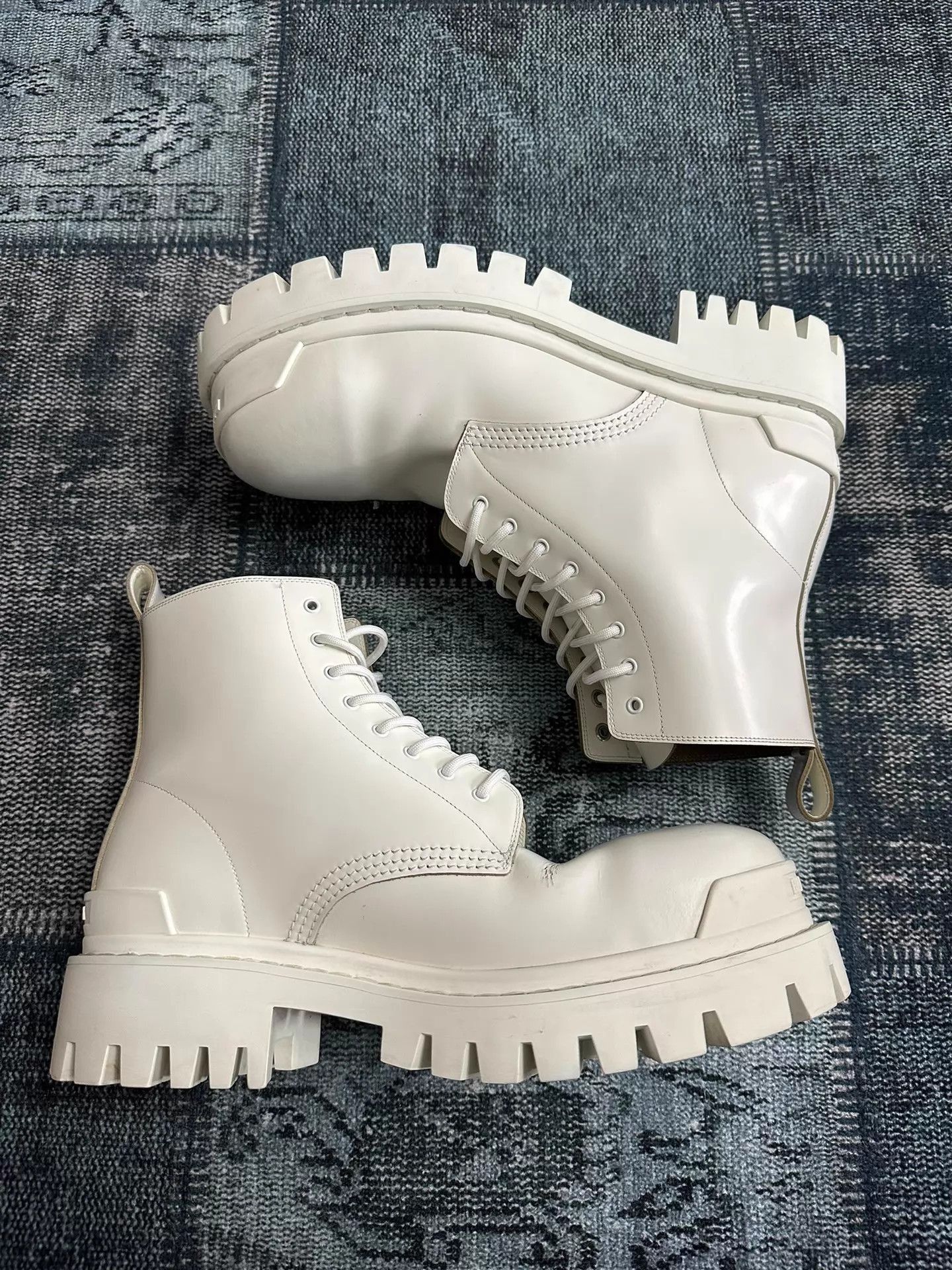 Balenciaga White Platform Lace-Up Boots Size 11 Size US 11 / EU 44 - 2 Thumbnail