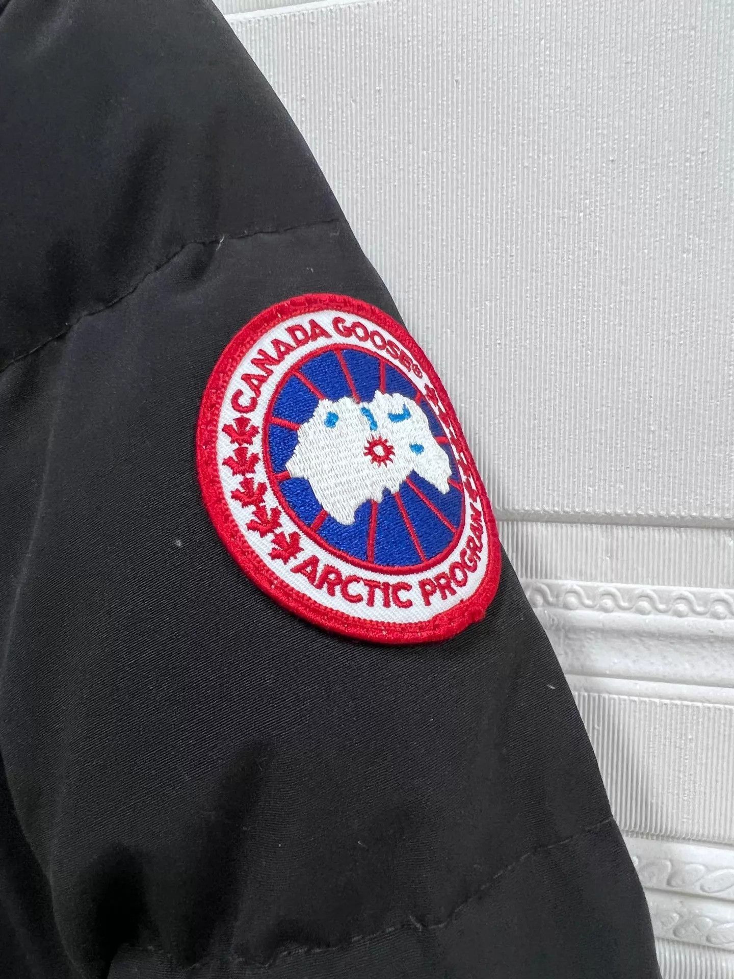 Canada Goose Black Puffer Bomber Jacket Size M Size US M / EU 48-50 / 2 - 3 Thumbnail
