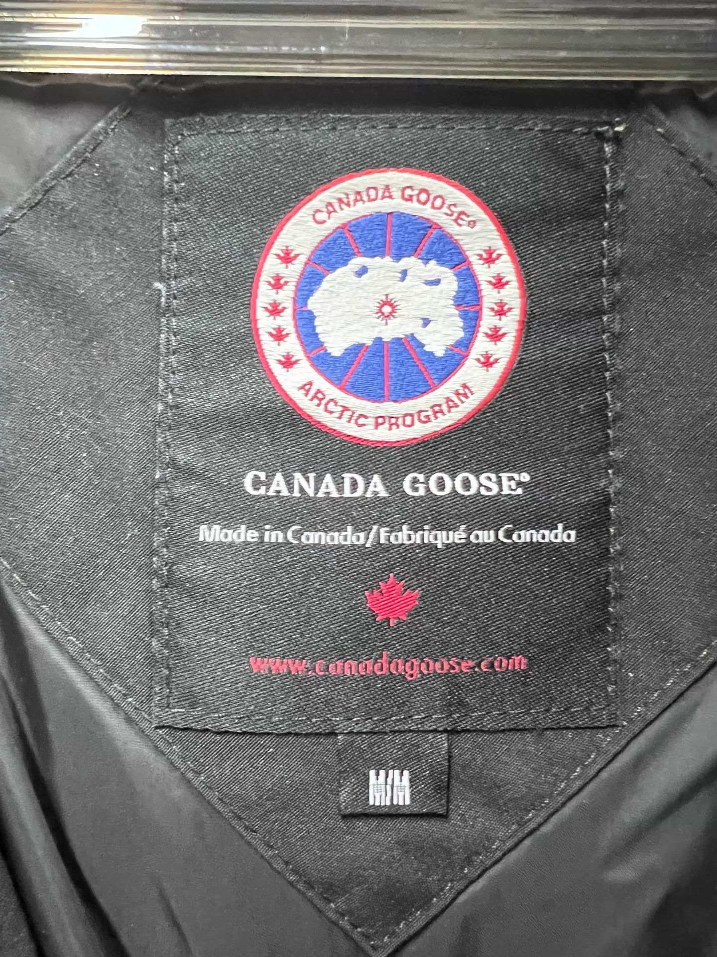 Canada Goose Black Puffer Bomber Jacket Size M Size US M / EU 48-50 / 2 - 4 Thumbnail