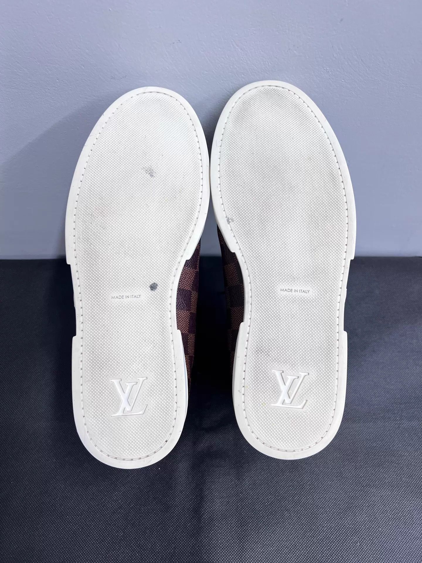 Louis Vuitton Brown High-Top Checkered Sneakers with Lion Print Size US 7 / EU 40 - 7 Thumbnail
