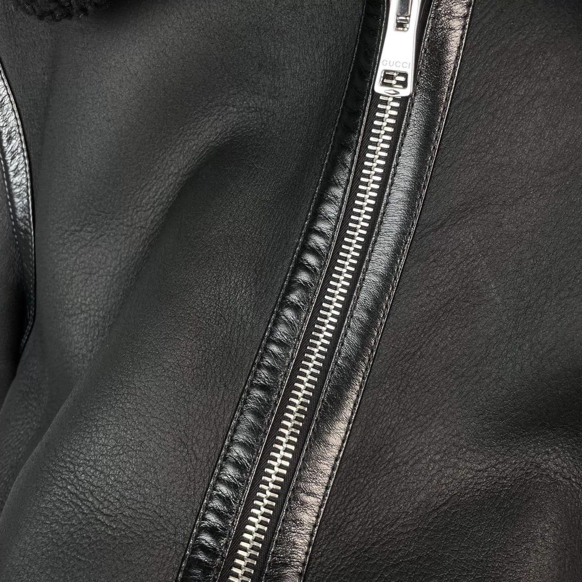 Gucci Black Leather Jacket with Shearling Collar Size US S / EU 44-46 / 1 - 7 Thumbnail