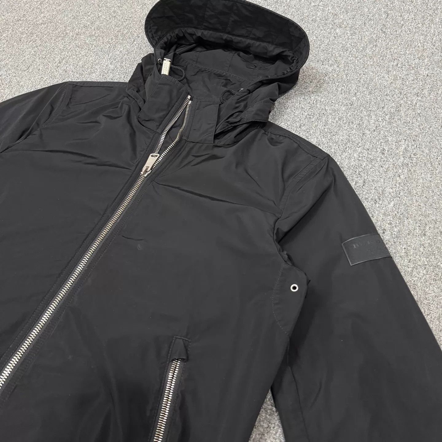 Burberry Black Hooded Zip-Front Light Jacket Size US M / EU 48-50 / 2 - 3 Thumbnail
