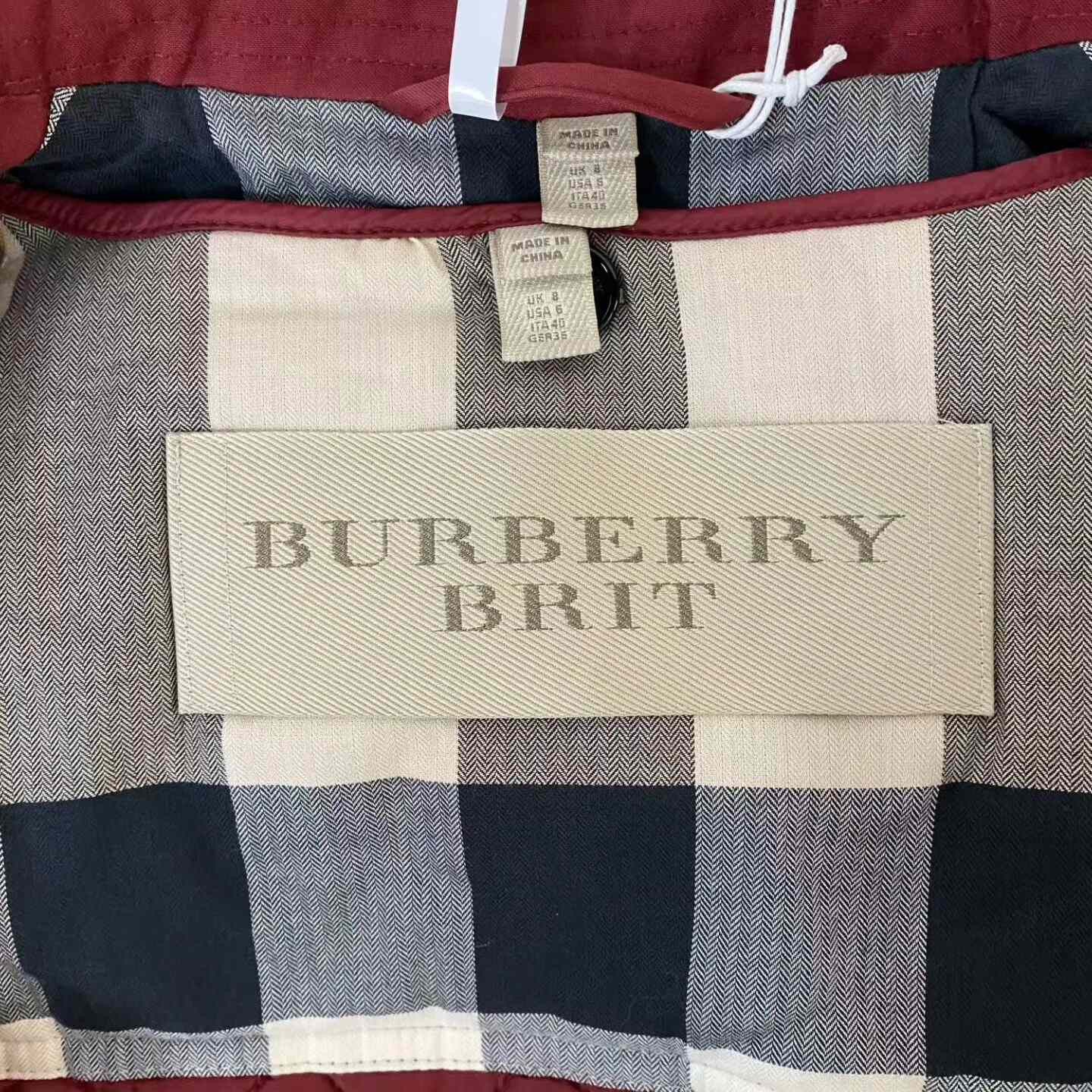 Burberry Burberry Down Down Jacket 8 Women Size XS / US 0-2 / IT 36-38 - 3 Thumbnail