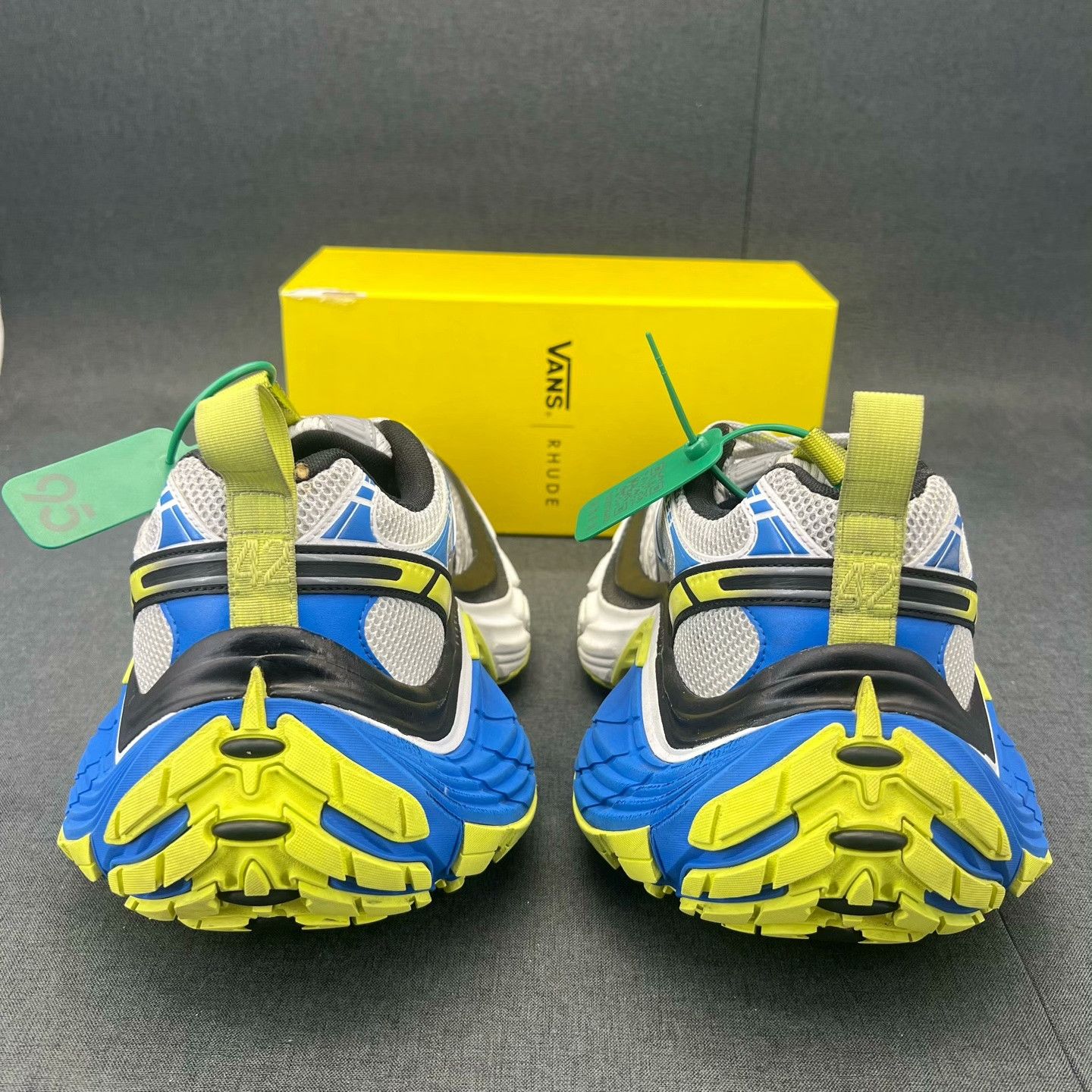 Balenciaga Balenciaga Multi Lowtop Sneakers XL Men Size US 10 / EU 43 - 5 Thumbnail