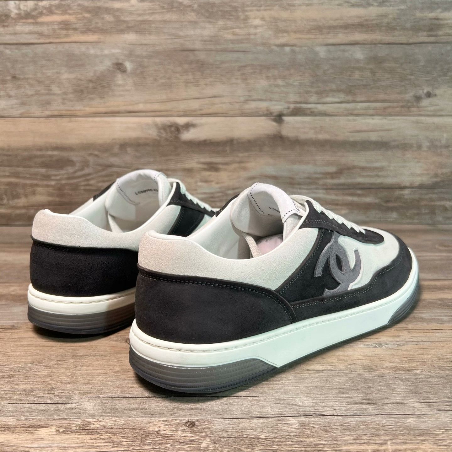 Chanel Chanel Black Lowtop Sneakers 23 Women Size US 8 / IT 38 - 3 Thumbnail