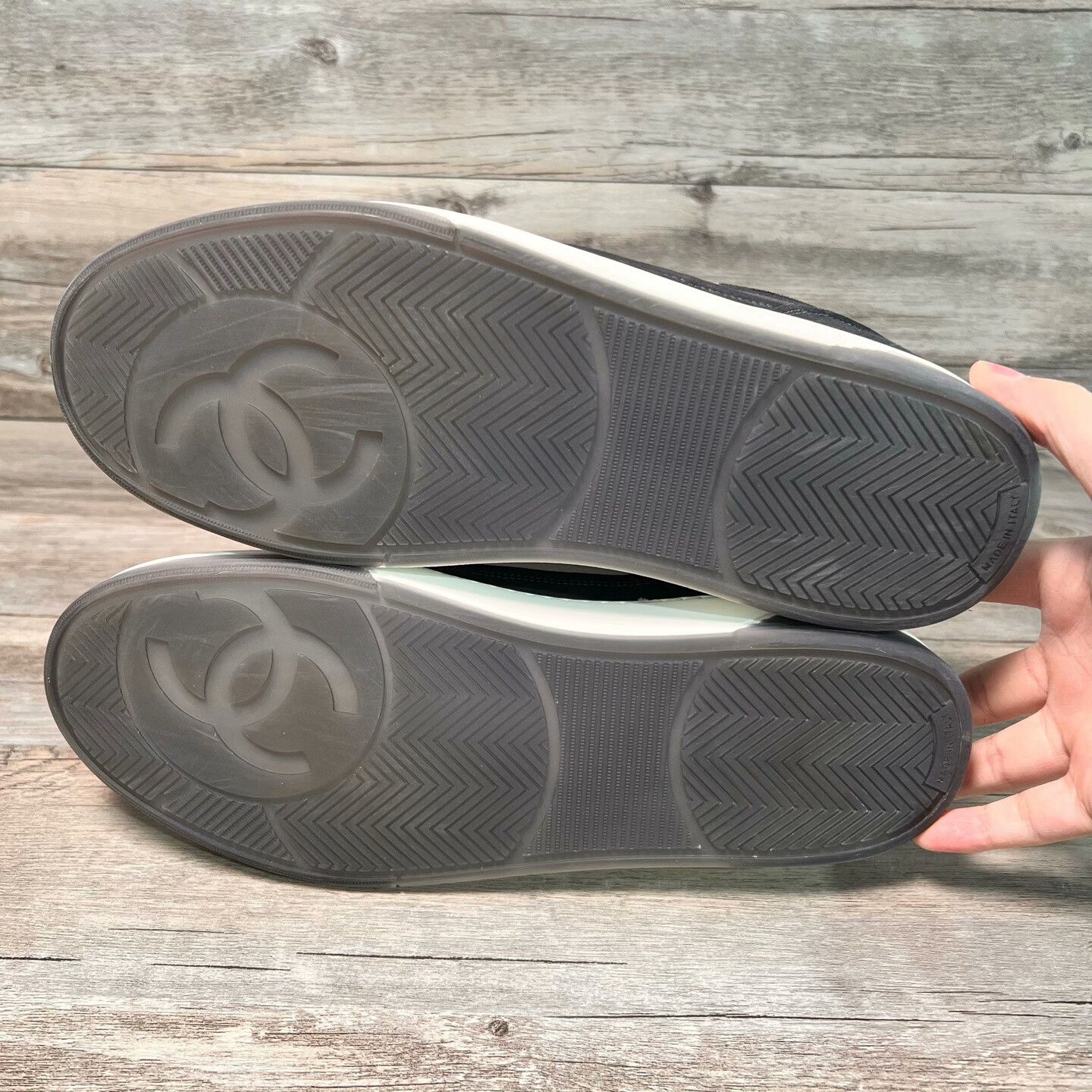 Chanel Chanel Black Lowtop Sneakers 23 Women Size US 8 / IT 38 - 6 Thumbnail