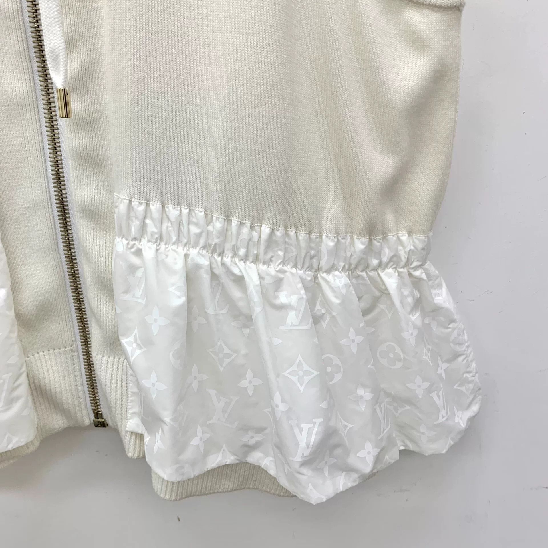 Louis Vuitton Louis Vuitton White Jacket S Women Size S / US 4 / IT 40 - 4 Thumbnail