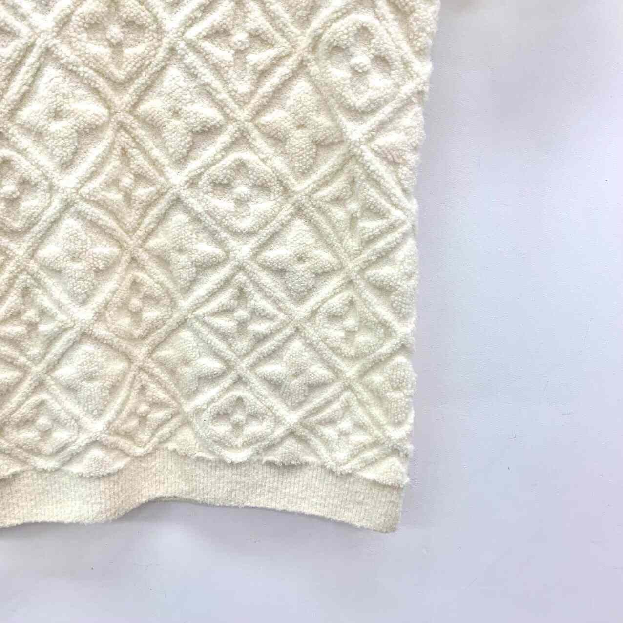 Louis Vuitton Louis Vuitton Beige Sweater S Women Size S / US 4 / IT 40 - 4 Thumbnail