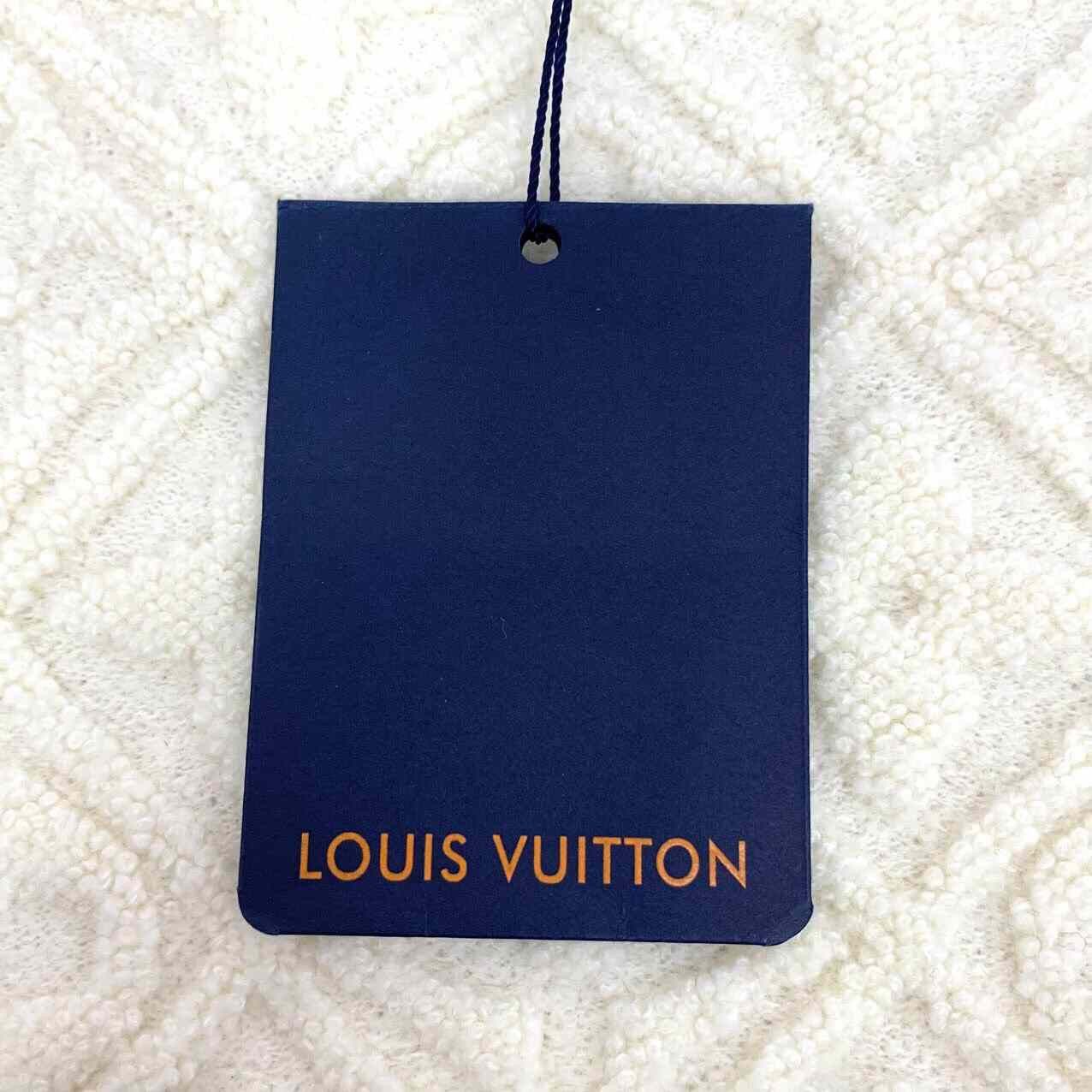 Louis Vuitton Louis Vuitton Beige Sweater S Women Size S / US 4 / IT 40 - 6 Thumbnail